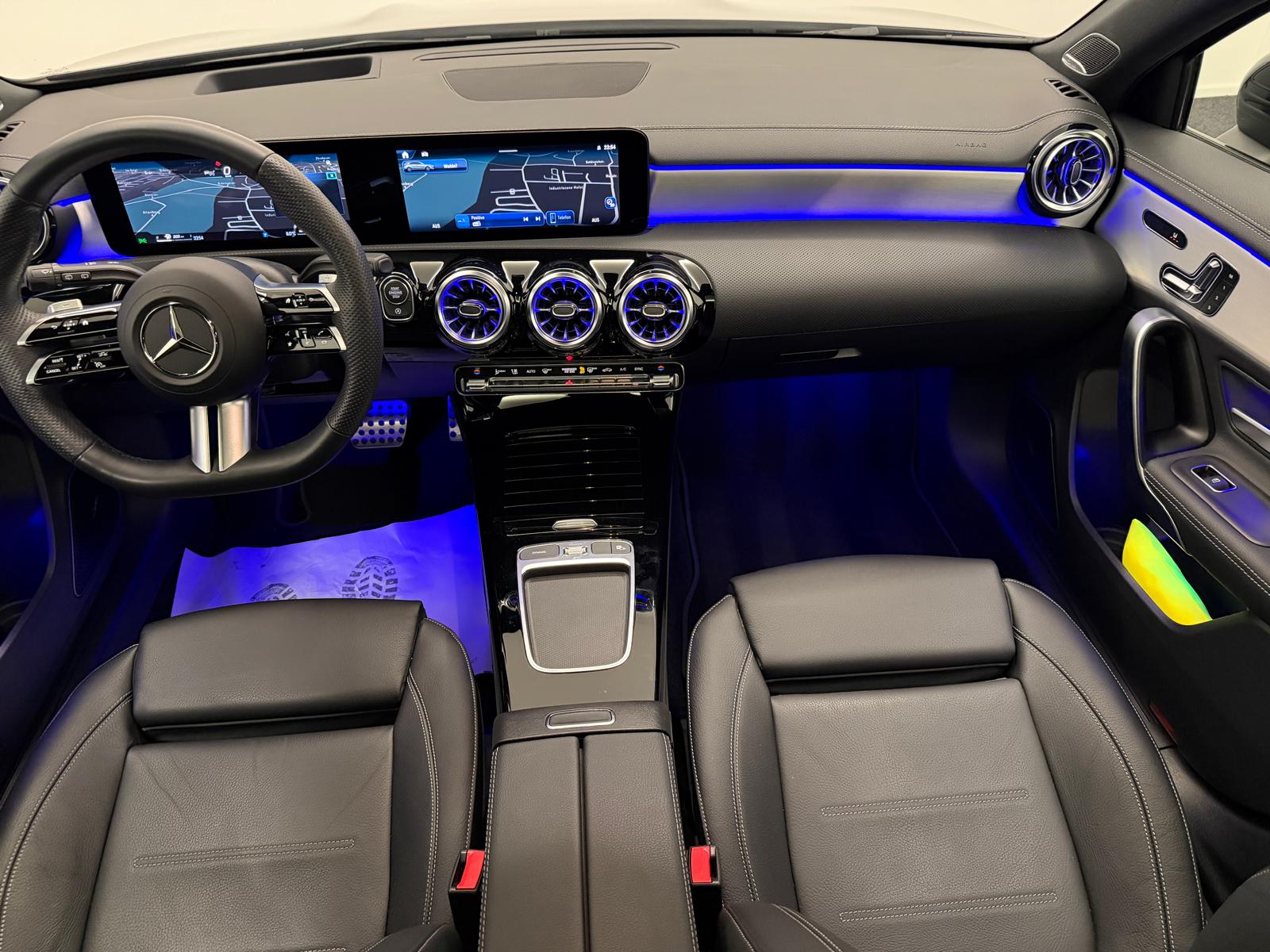 MERCEDES-BENZ A 250 4Matic AMG Line 4Matic 7G-DCT-image-11