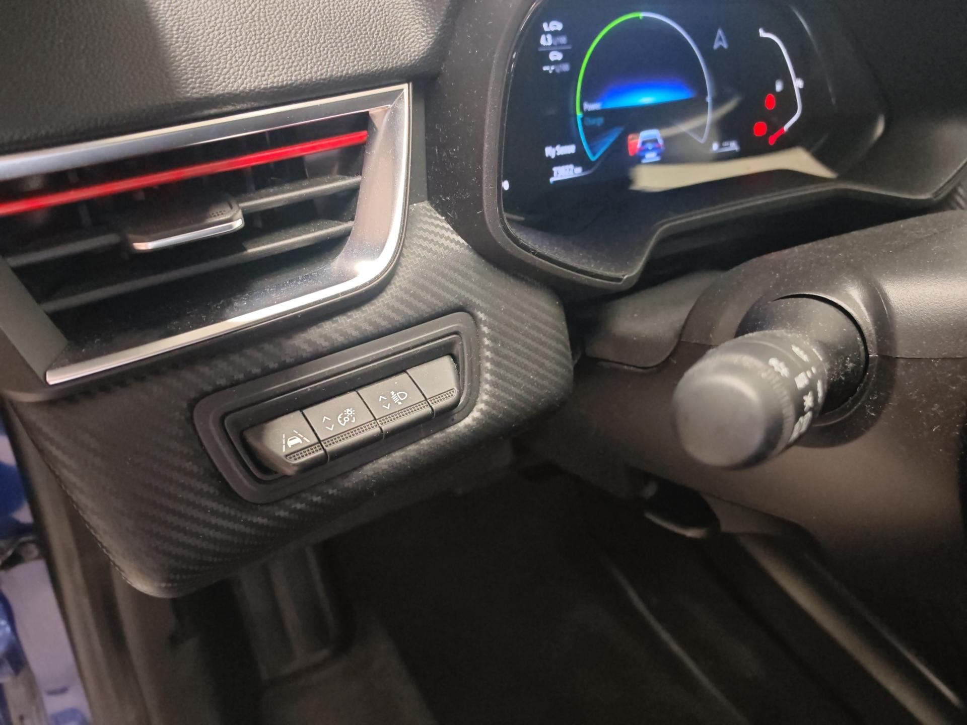 RENAULT Clio 1.6 E-Tech RS Line-image-18