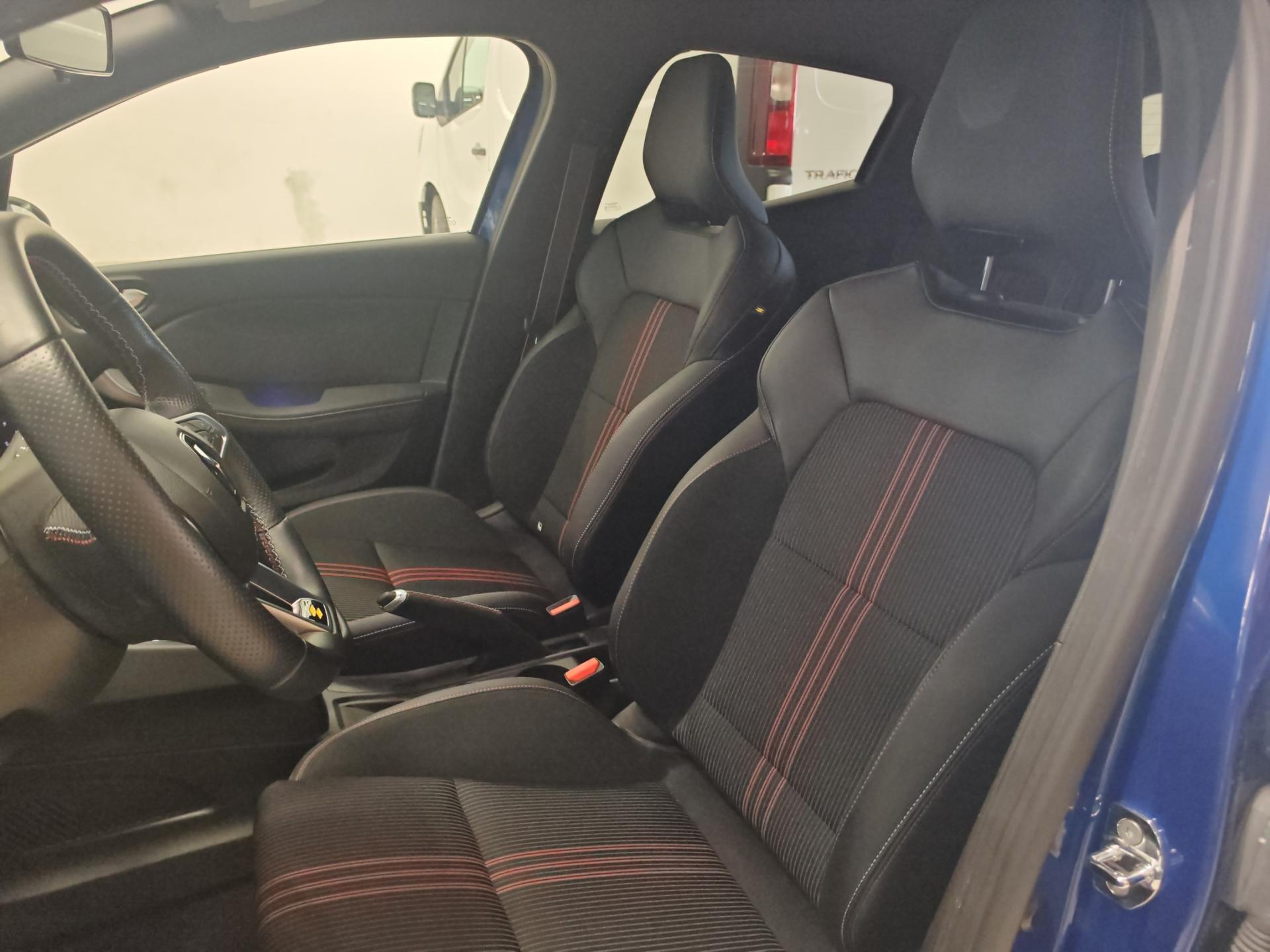 RENAULT Clio 1.6 E-Tech RS Line-image-22