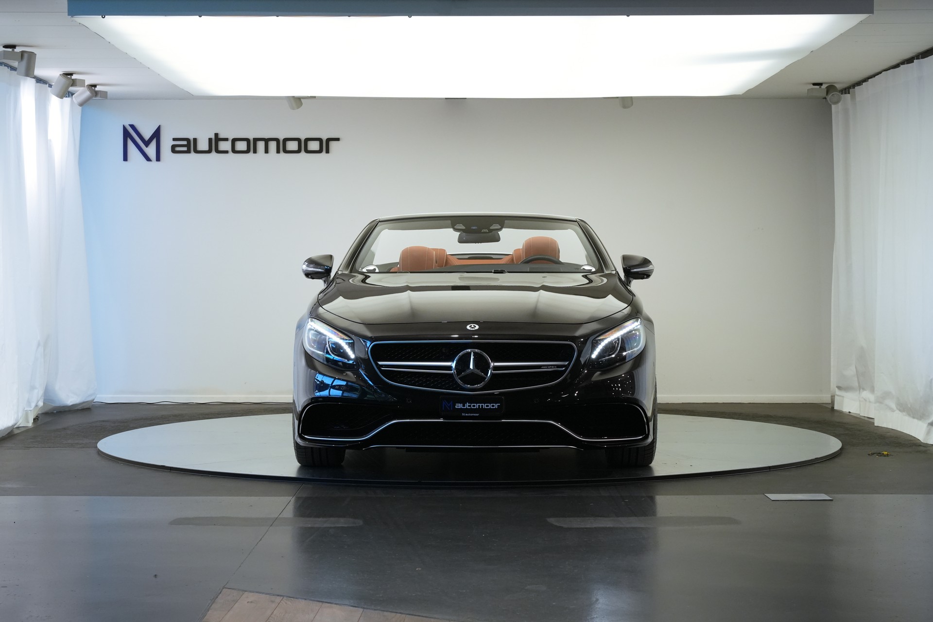 MERCEDES-BENZ S 63 AMG Cabriolet 4Matic Speedshift MCT *CH-Fahrzeug* *Designo Mokkaschwarz* *Swarowski*-showroom-element-1