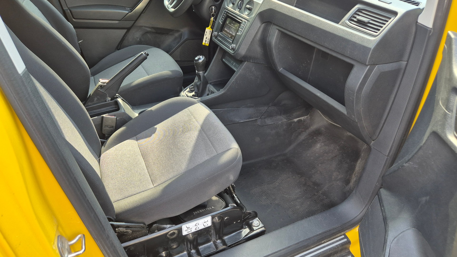 VW Caddy 2.0TDI 4Motion BlueMotion Technology-image-10