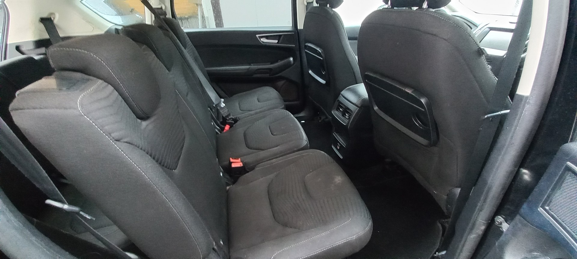 FORD S-Max 2.0 TDCi Titanium AWD-image-13