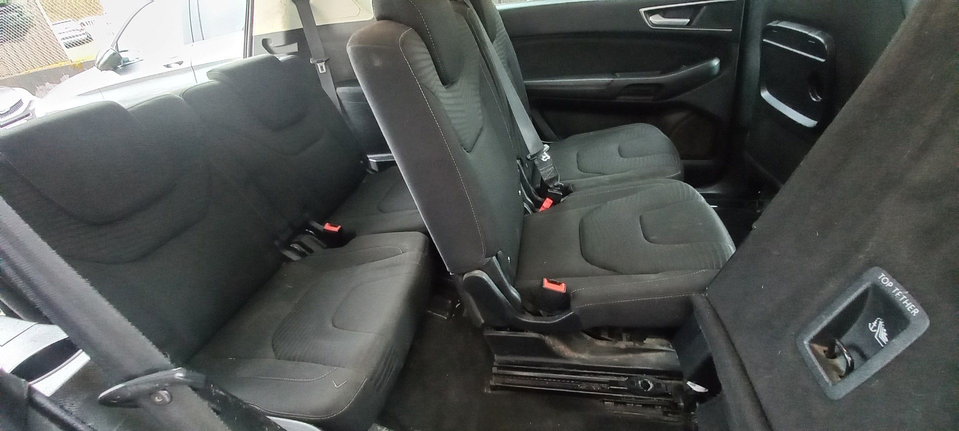 FORD S-Max 2.0 TDCi Titanium AWD-image-12