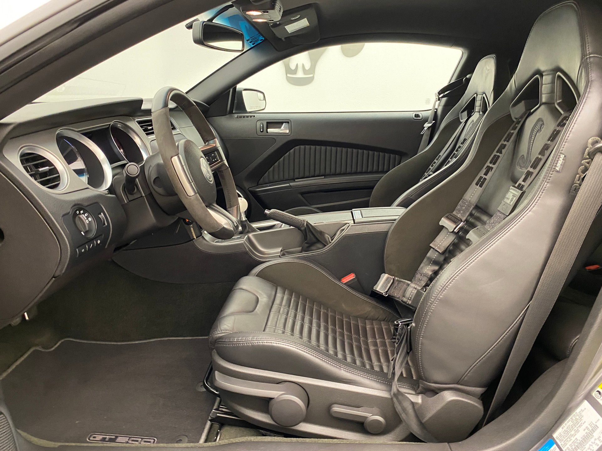 FORD Mustang 5.8 Shelby GT500-image-10