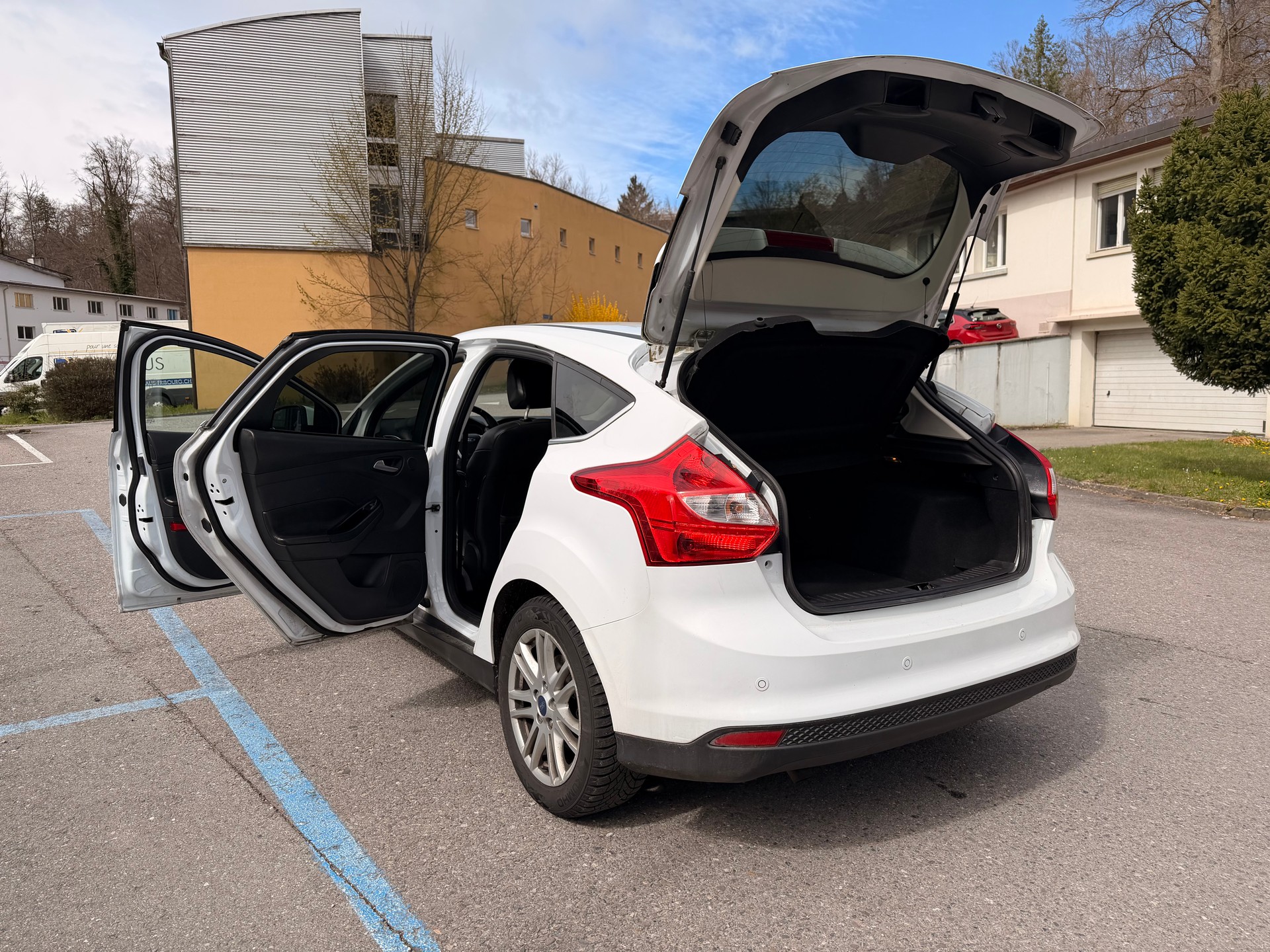 FORD Focus 1.6 TDCi Trend-image-16