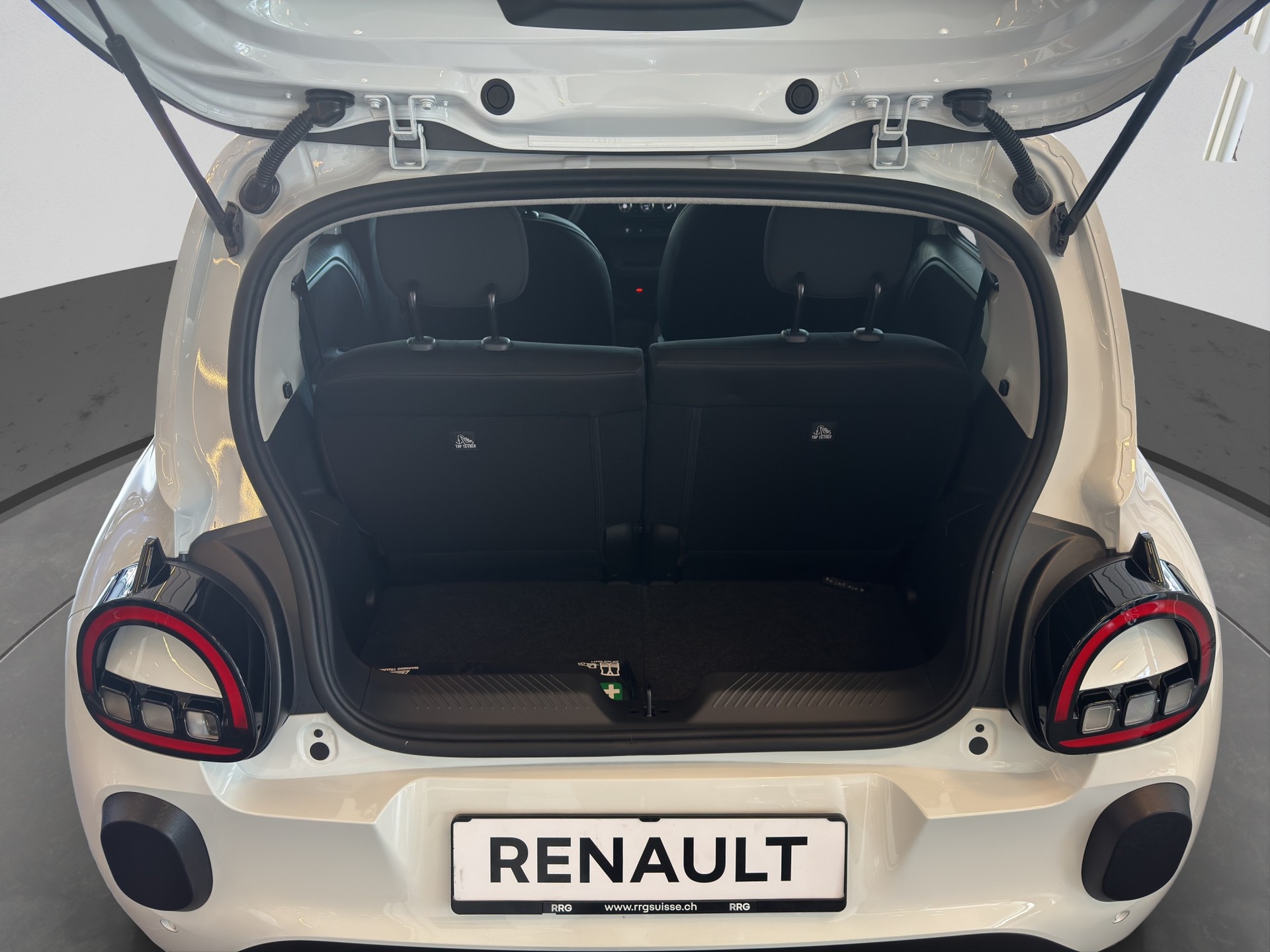 RENAULT Twingo E-Tech 27kWh Techno-image-10