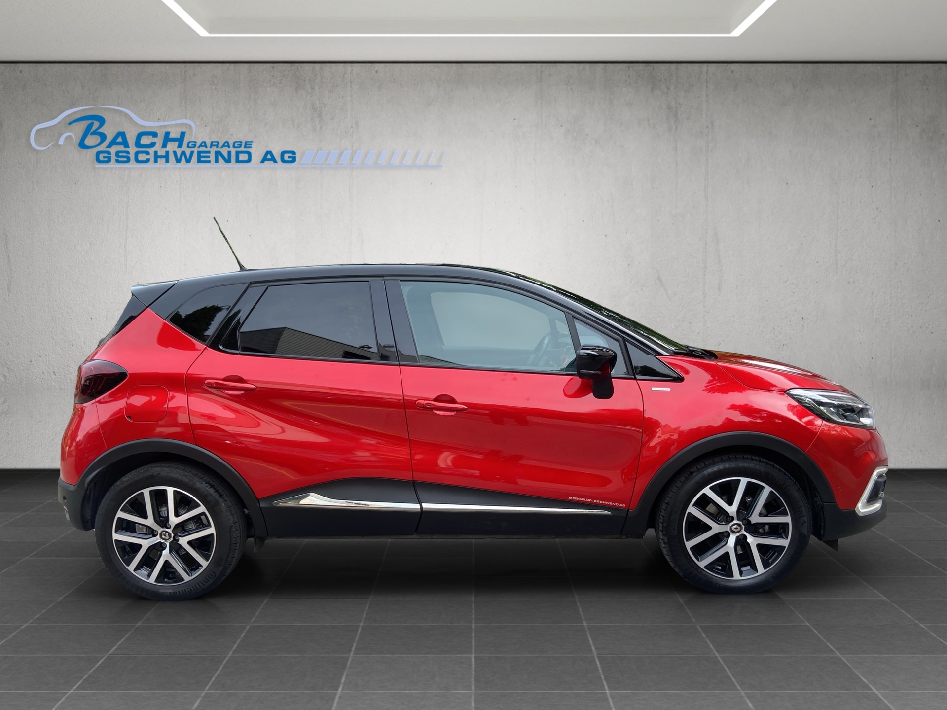 RENAULT Captur 1.3 T 16V Red Edition EDC-showroom-element-2