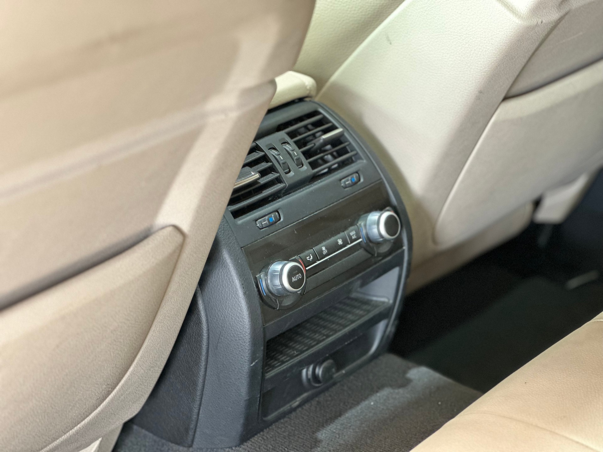 BMW 535d xDrive Touring Steptronic-image-15
