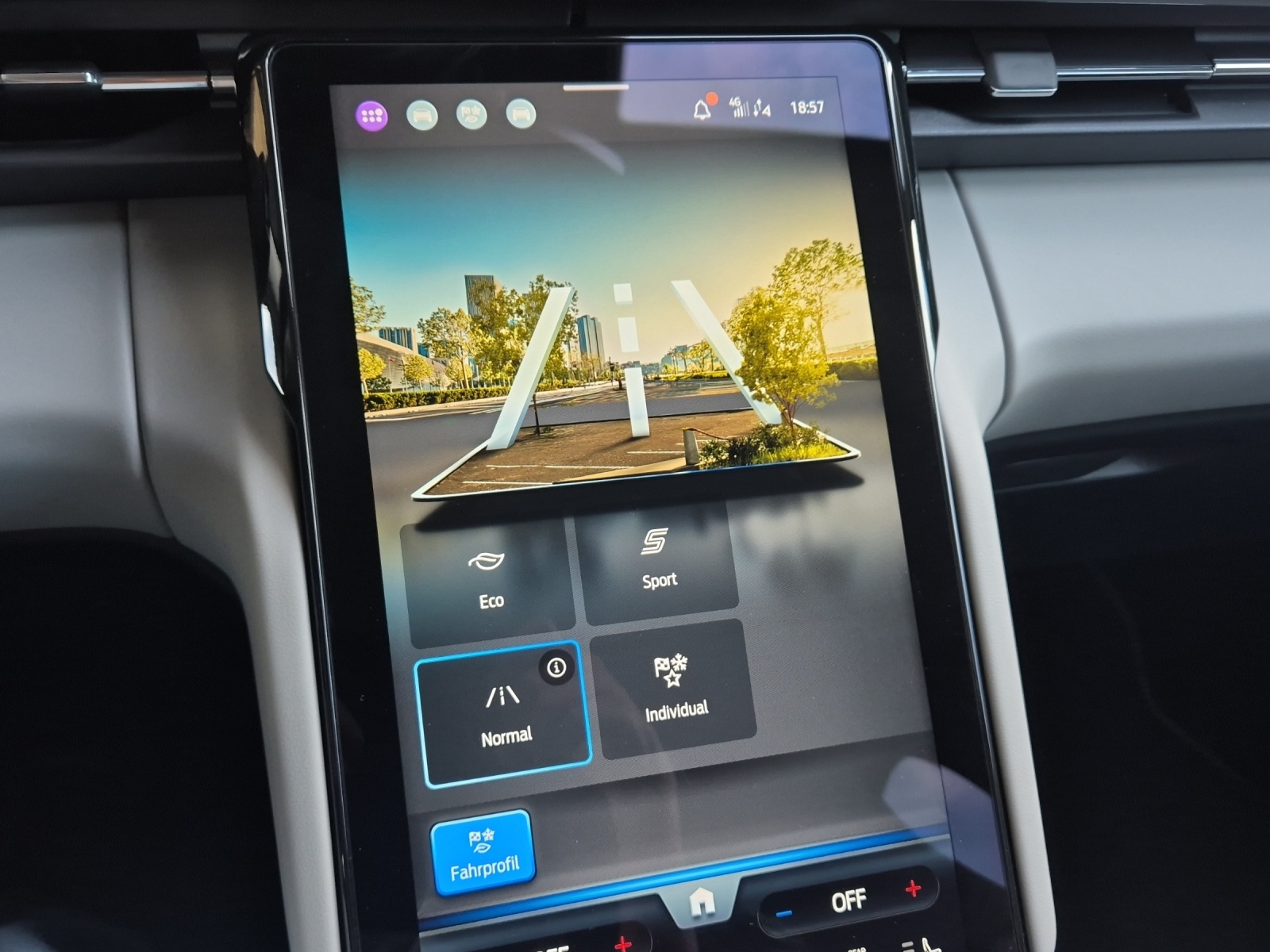 FORD Explorer Elektro 79kWh Extended Range Premium*Head up Display*360°Kamera*Anhängerkupplung*-image-22