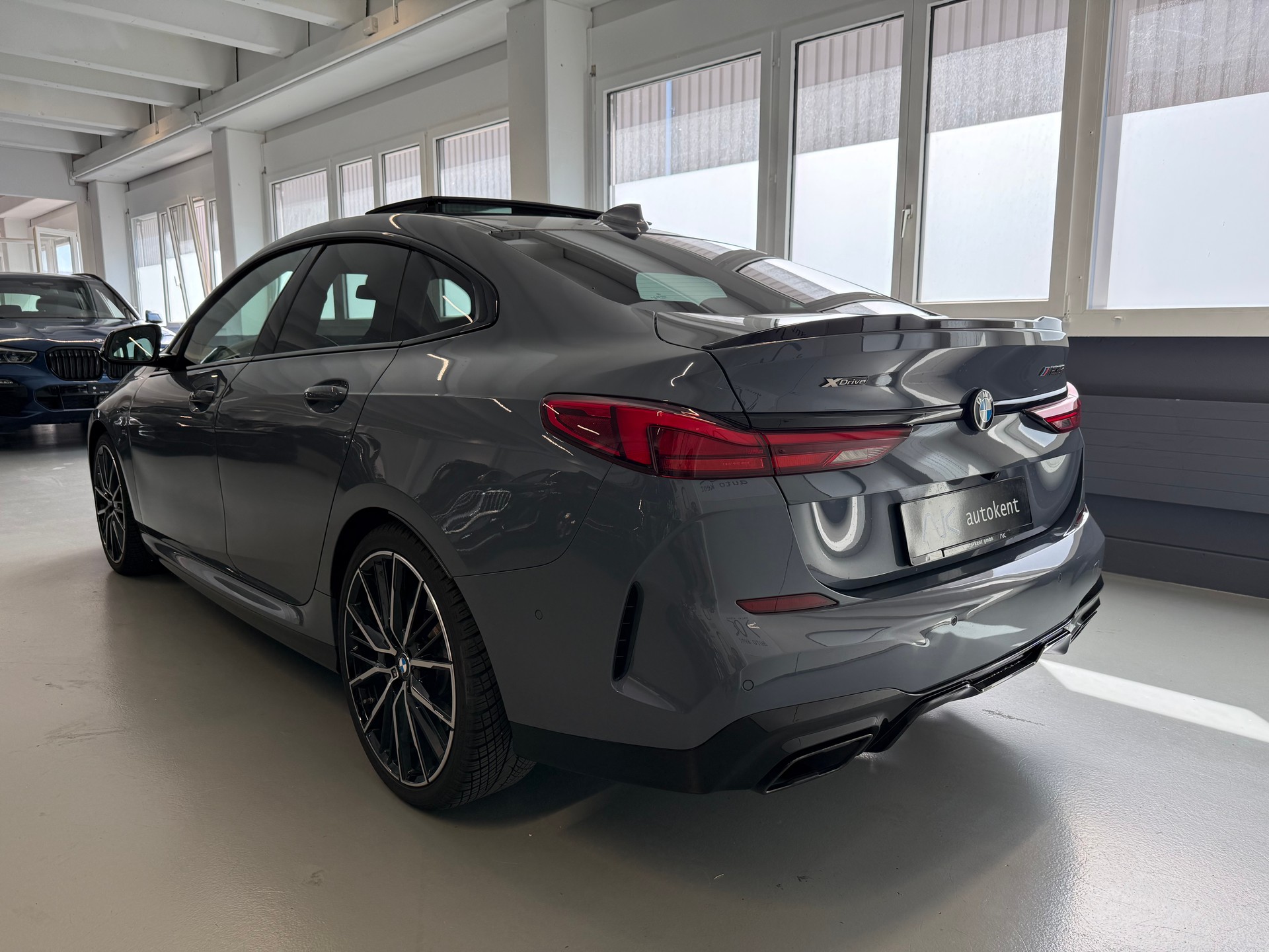 BMW M235i Gran Coupé xDrive Pure M Sport Steptronic-showroom-element-3