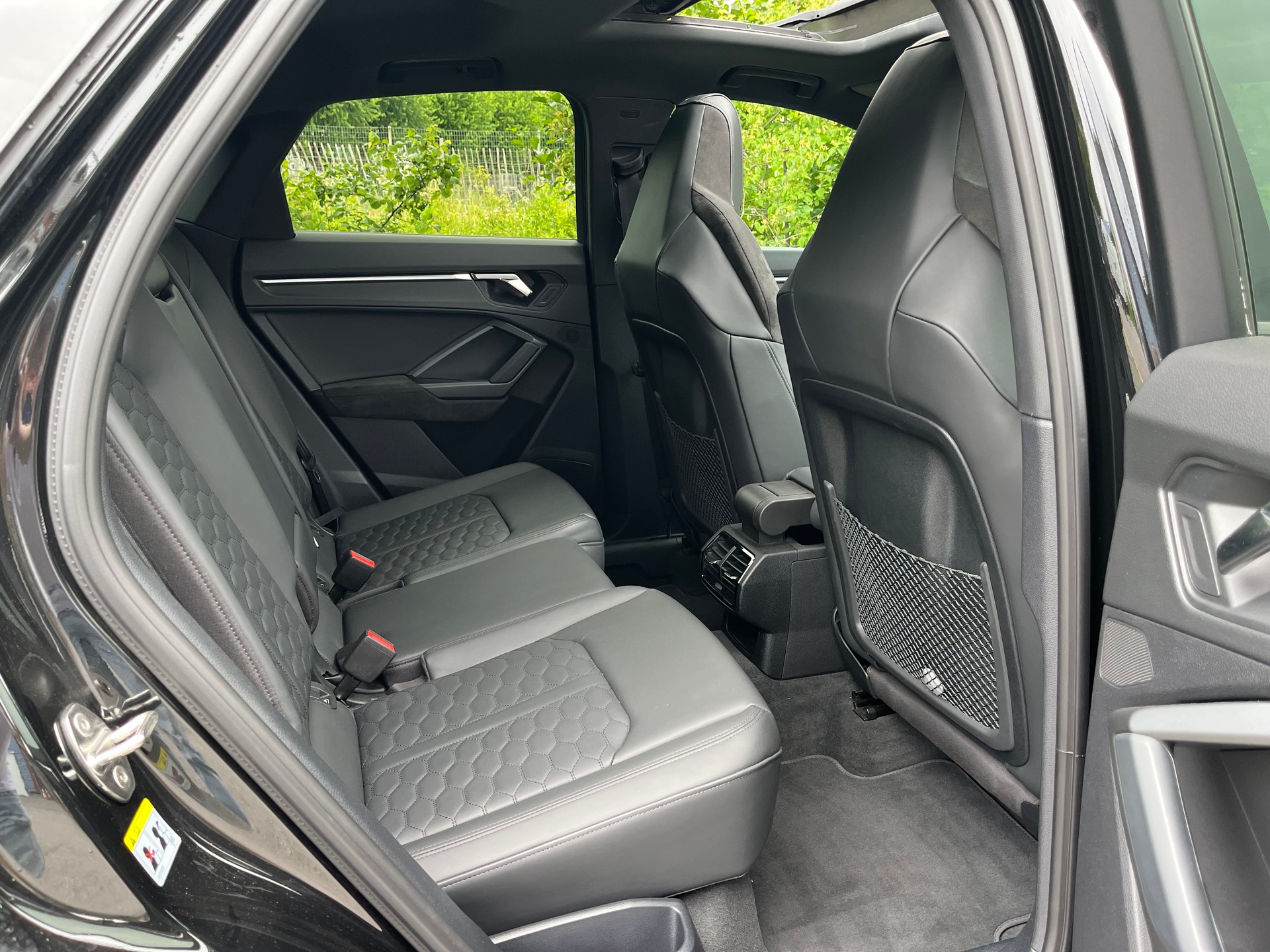 AUDI RS Q3 Sportback quattro S tronic-image-11