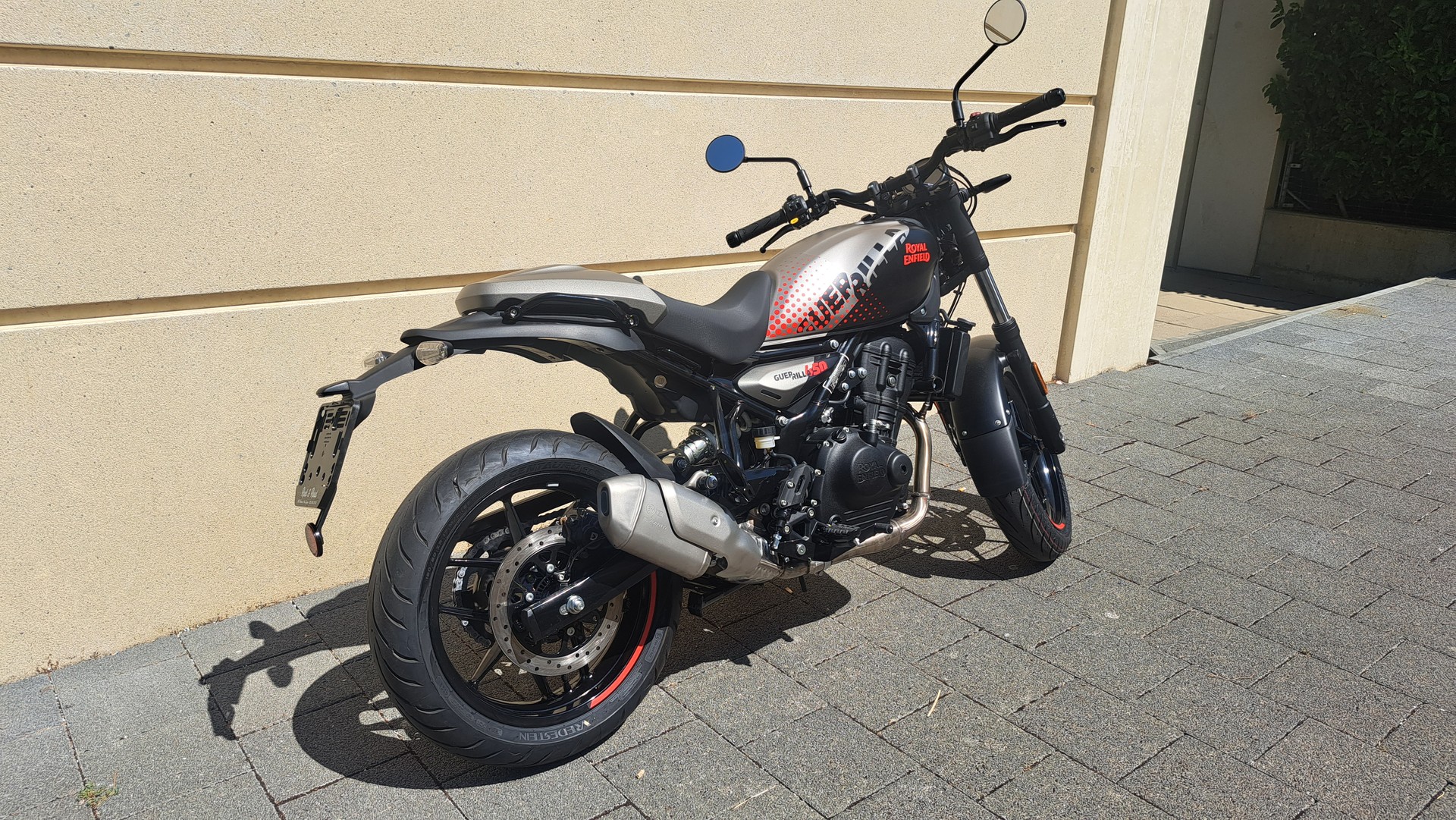 ROYAL ENFIELD Guerrilla 450 Top-image-5