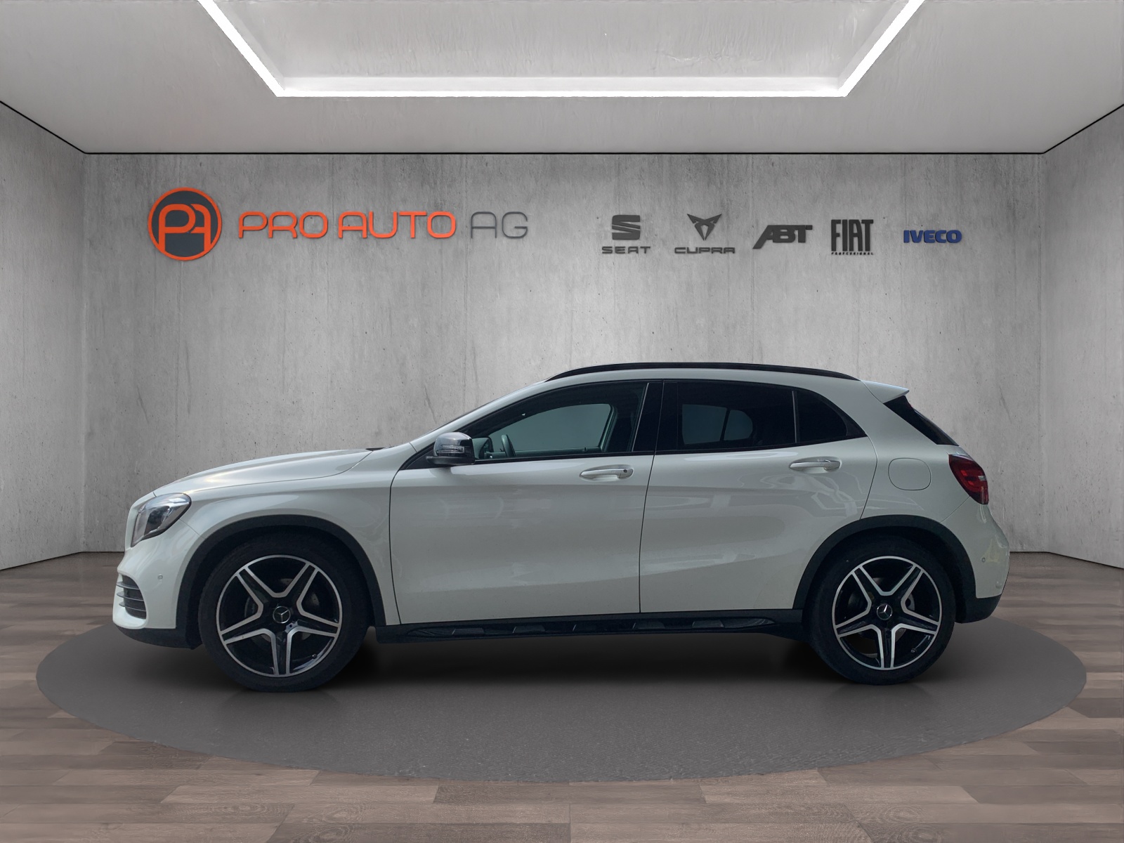MERCEDES-BENZ GLA 200 CDI Swiss Star Edition AMG Line 4Matic 7G-DCT-showroom-element-1