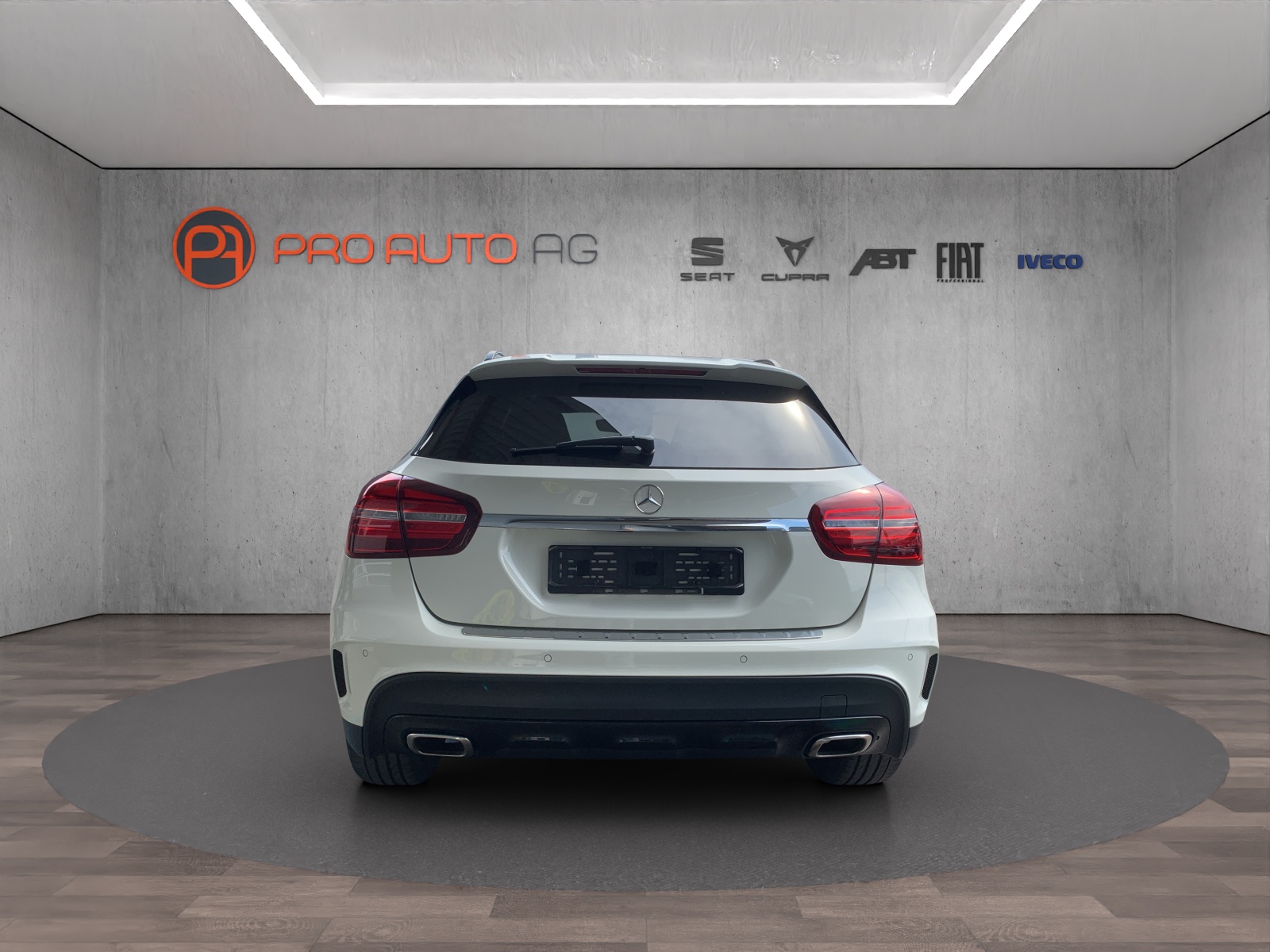 MERCEDES-BENZ GLA 200 CDI Swiss Star Edition AMG Line 4Matic 7G-DCT-showroom-element-3