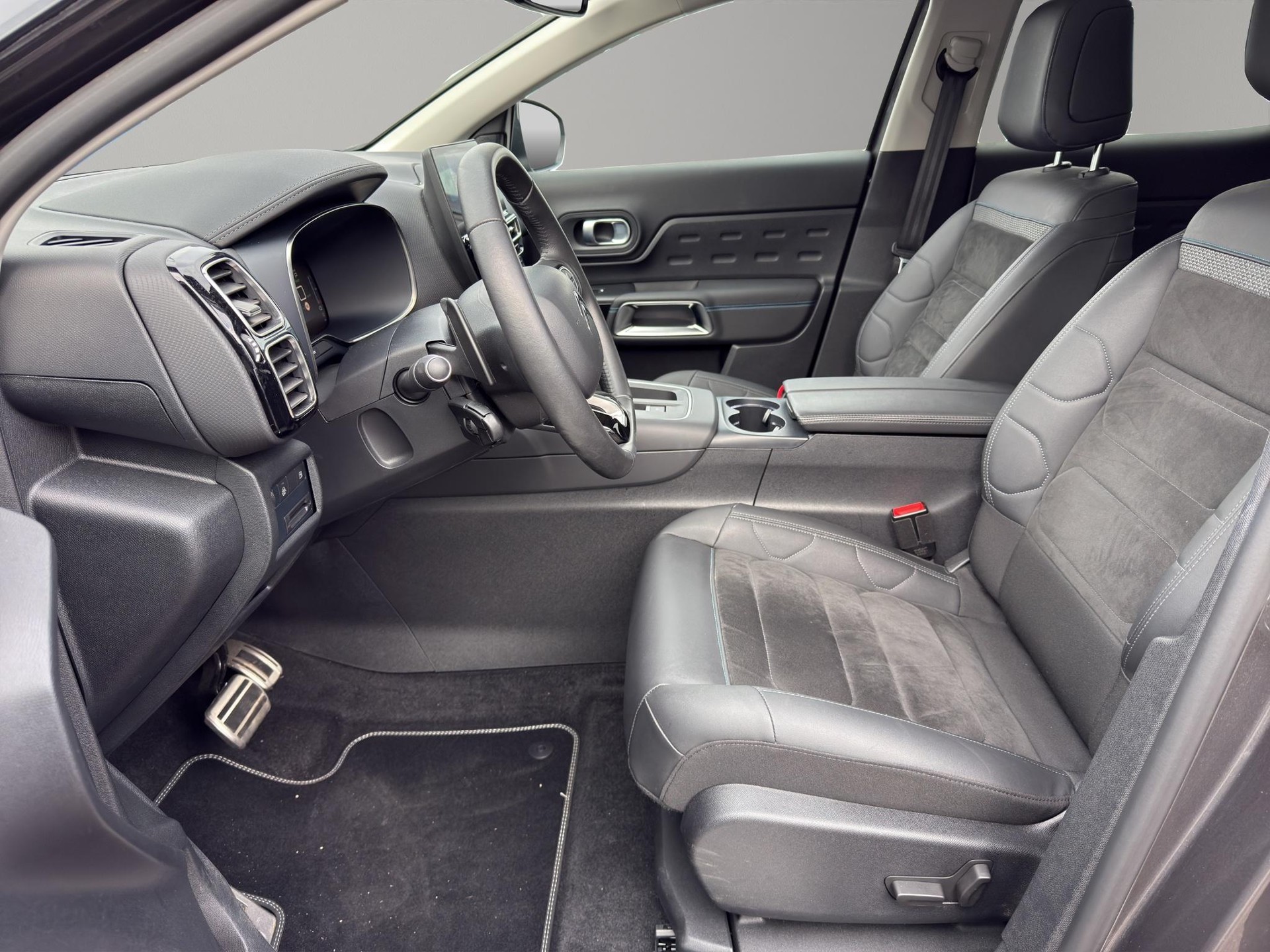 CITROEN C5 Aircross 1.6 Plug-in Hybrid Shine-showroom-element-1
