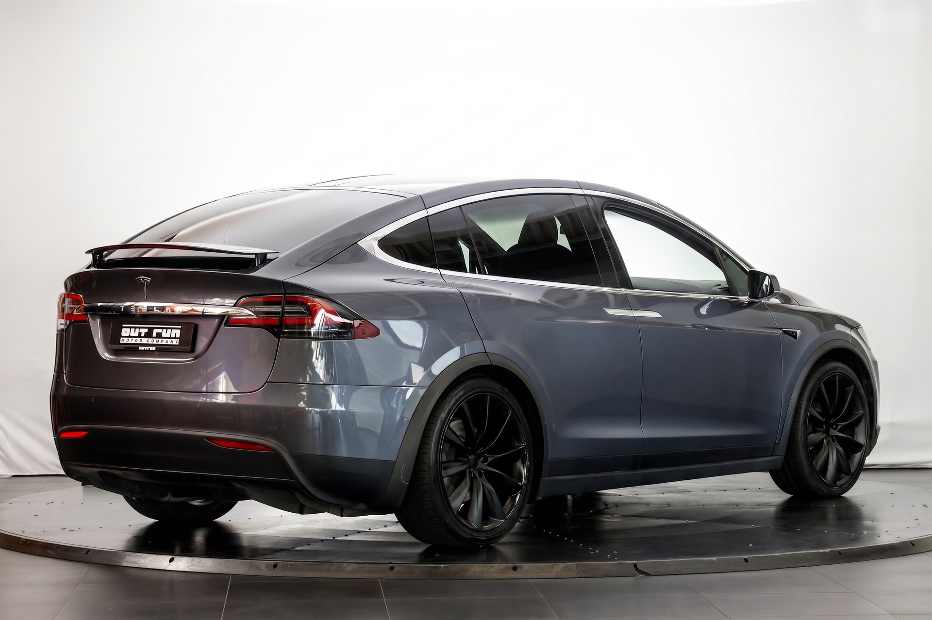 TESLA Model X Maximale-Reichweite-image-4