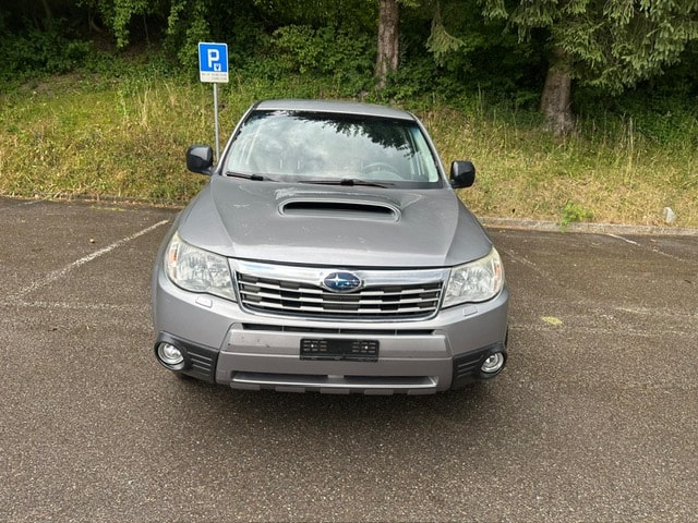 SUBARU Forester 2.0D X Swiss