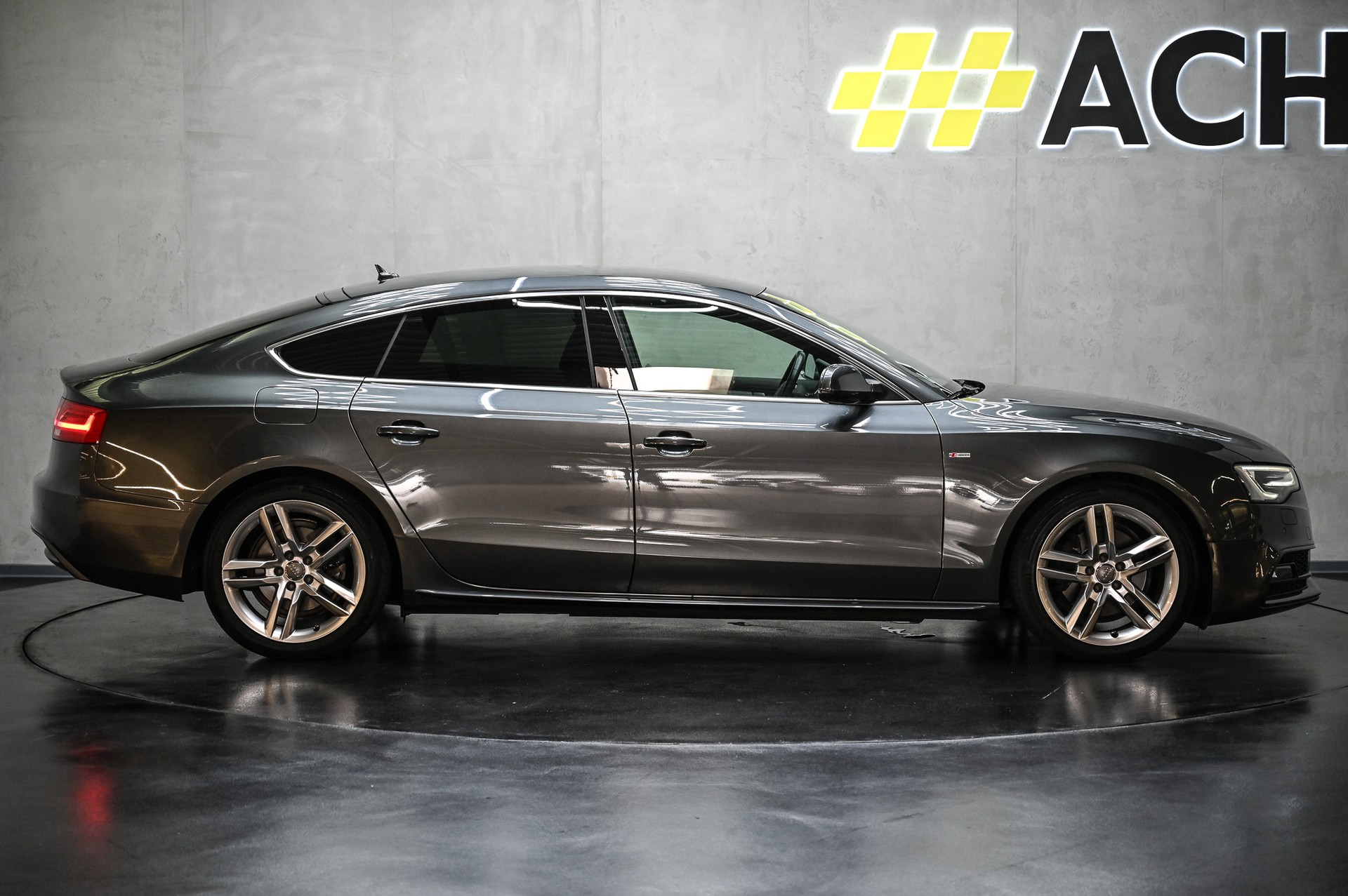 AUDI A5 Sportback 2.0 TDI 190 quattro S-Tronic-image-10