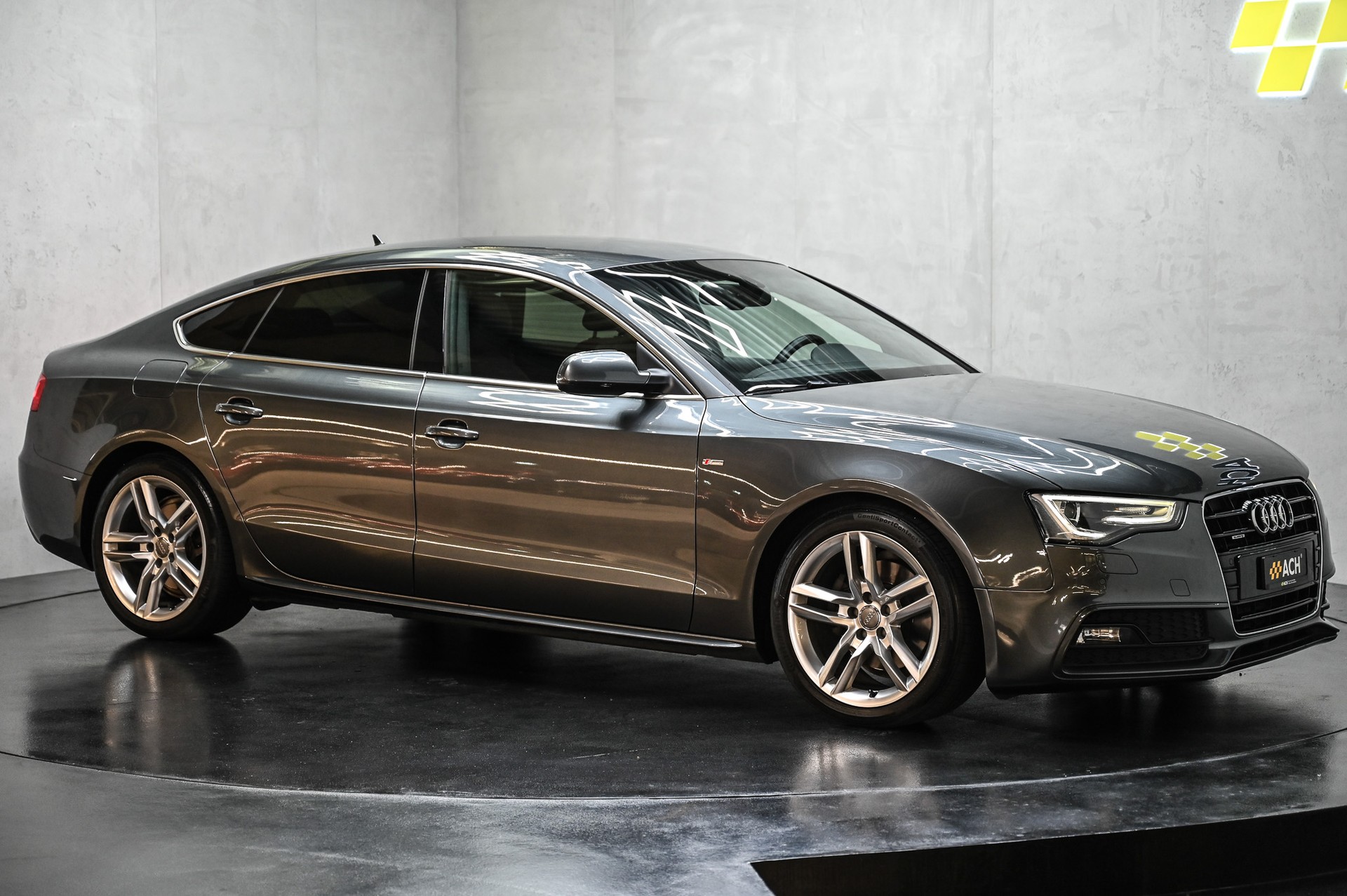 AUDI A5 Sportback 2.0 TDI 190 quattro S-Tronic-image-11