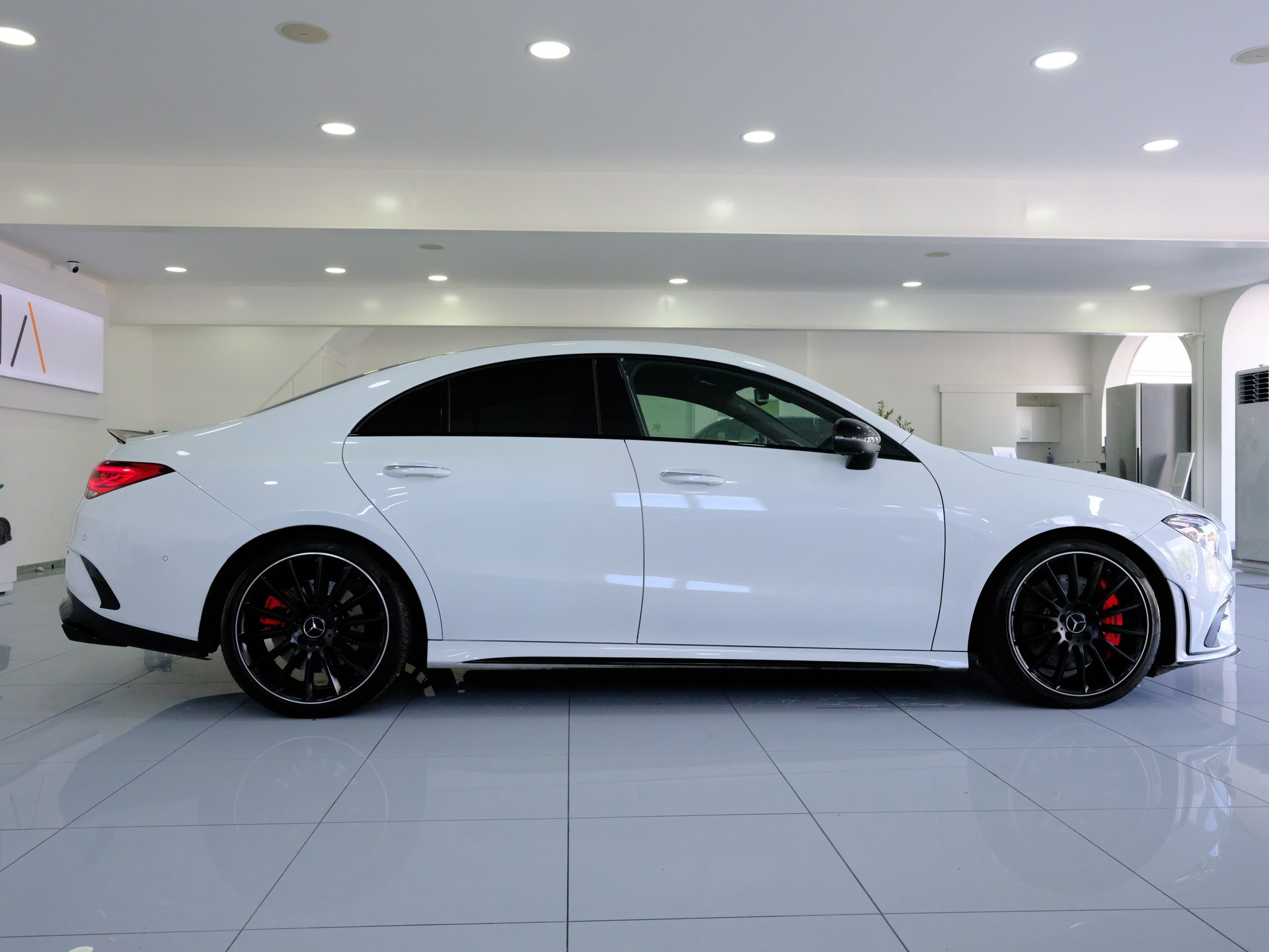 MERCEDES-BENZ CLA 35 AMG 4Matic 7G-DCT-image-7