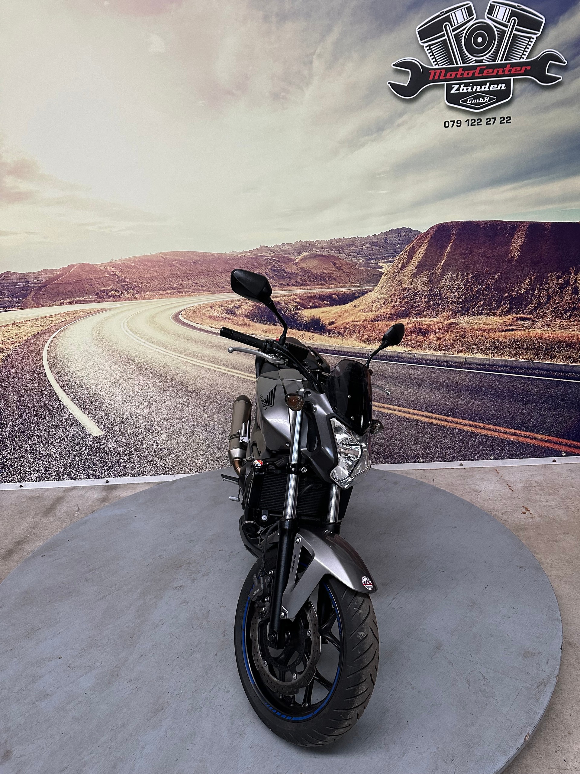 HONDA 35 kW Akrapovic Auspuff-image-2