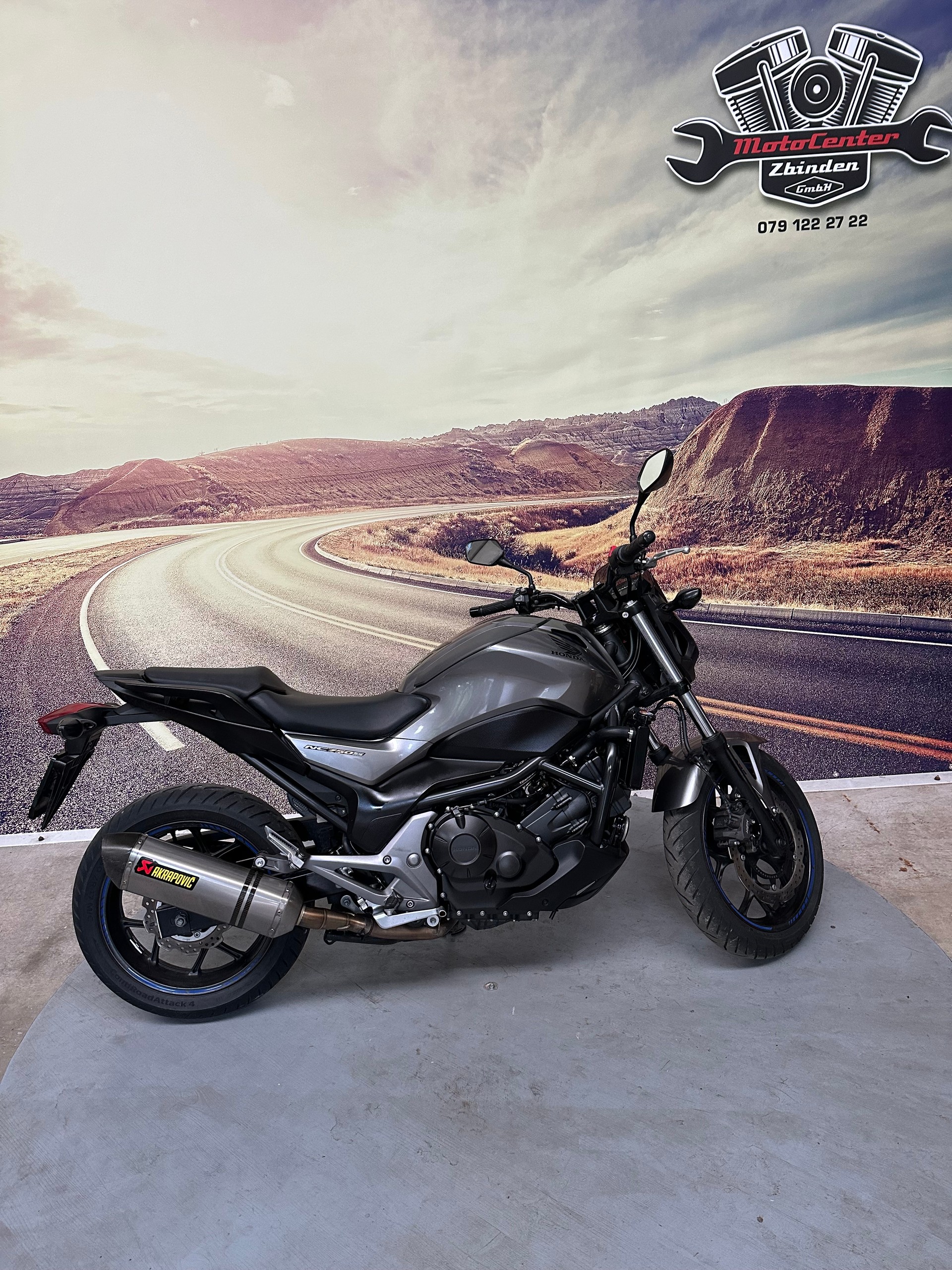 HONDA 35 kW Akrapovic Auspuff-image-0