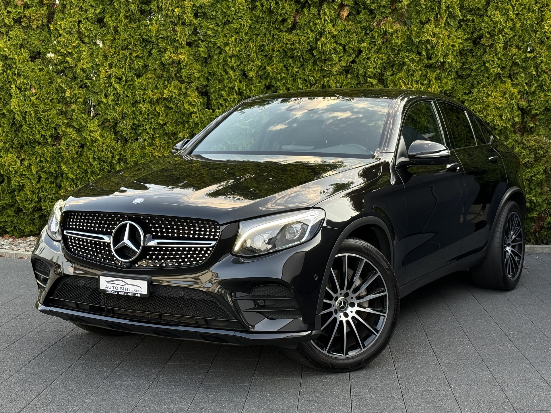 MERCEDES-BENZ Coupé 250 AMG Line 4Matic 9G-Tronic-showroom-element-1