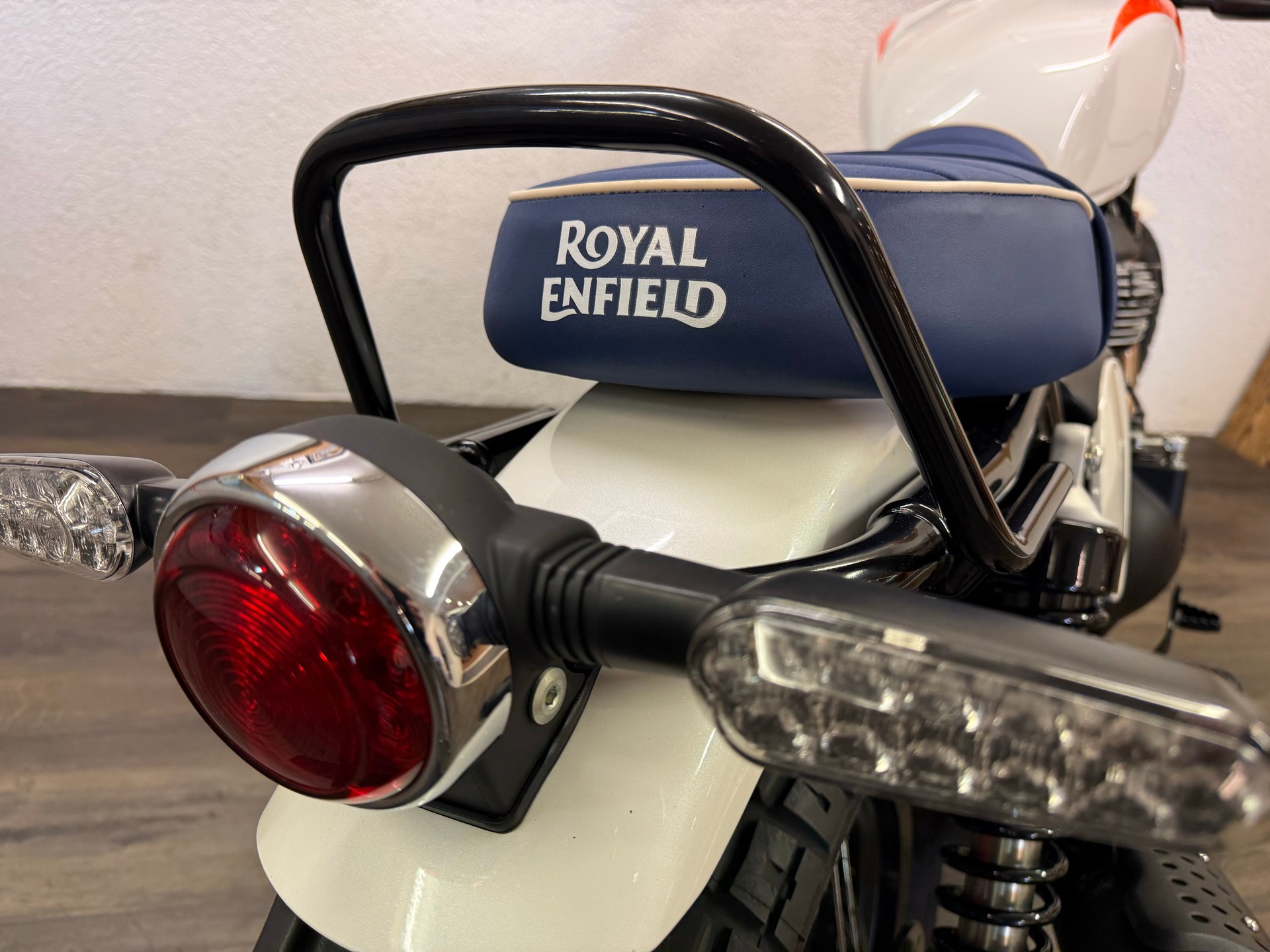 ROYAL ENFIELD Bear 650 Base-image-4