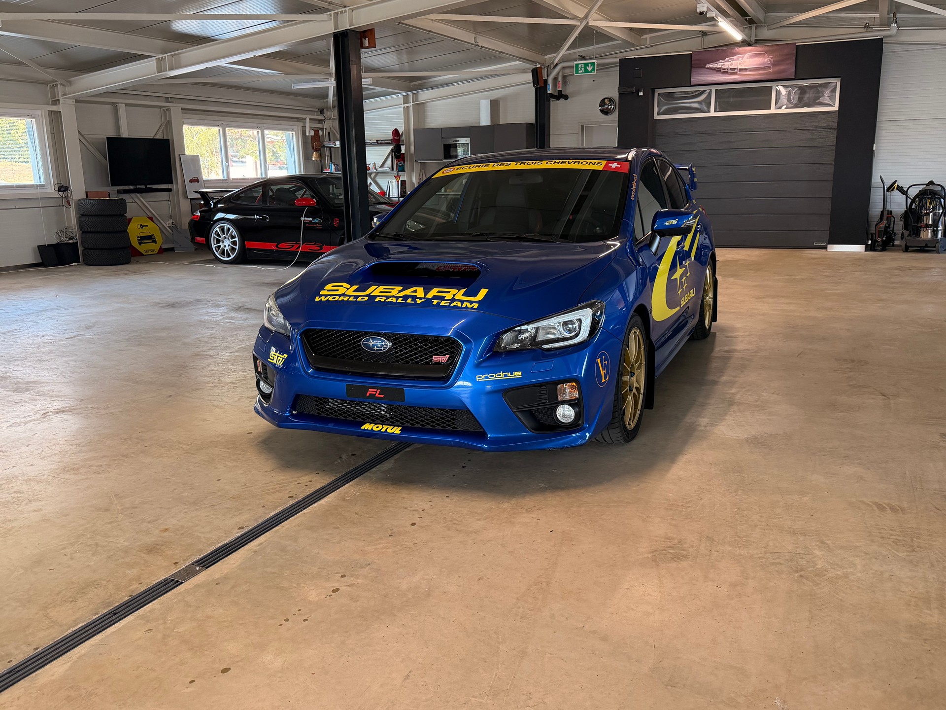 SUBARU 2.5 WRX STI