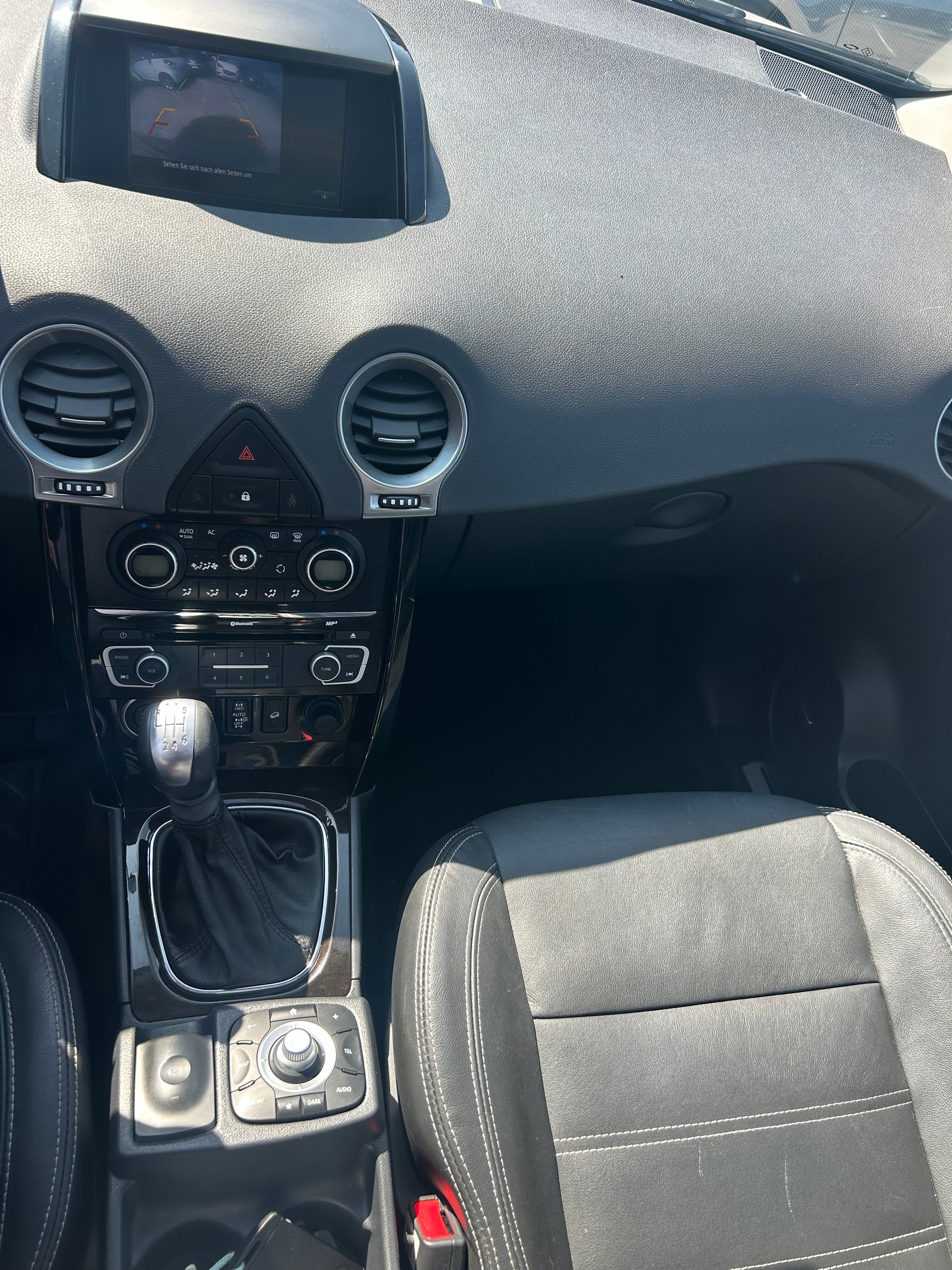RENAULT KOLEOS-image-15