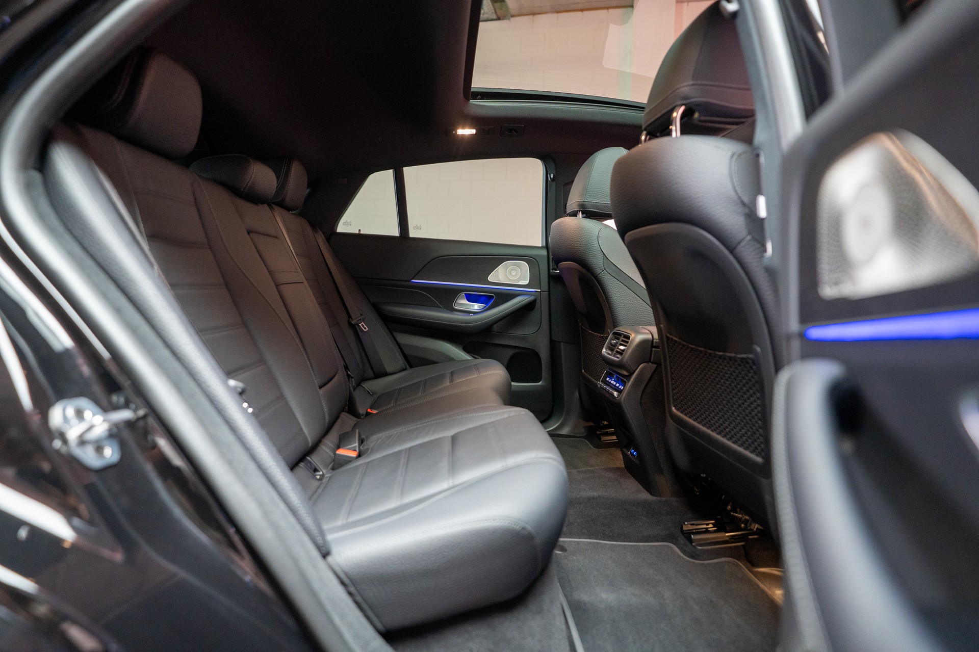 MERCEDES-BENZ GLE 450 d AMG Line 4matic Coupé / Panorama-Glasdach / Sitzlüftung / 360°Kamera-image-15