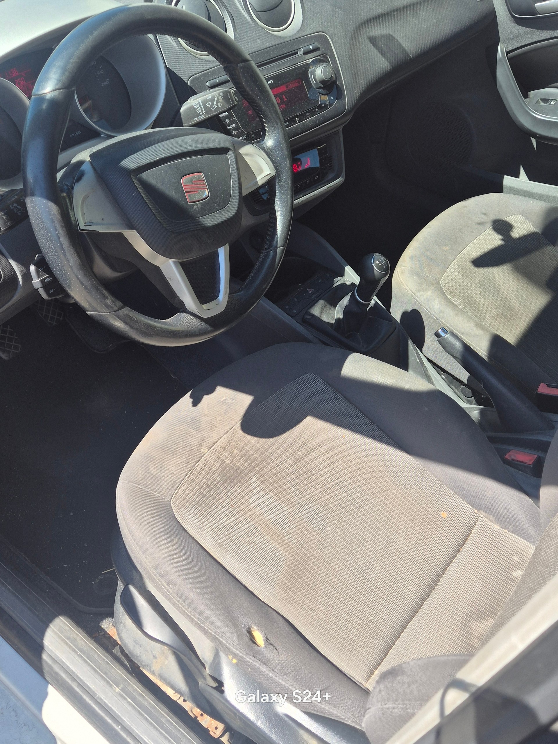 SEAT IBIZA-image-11