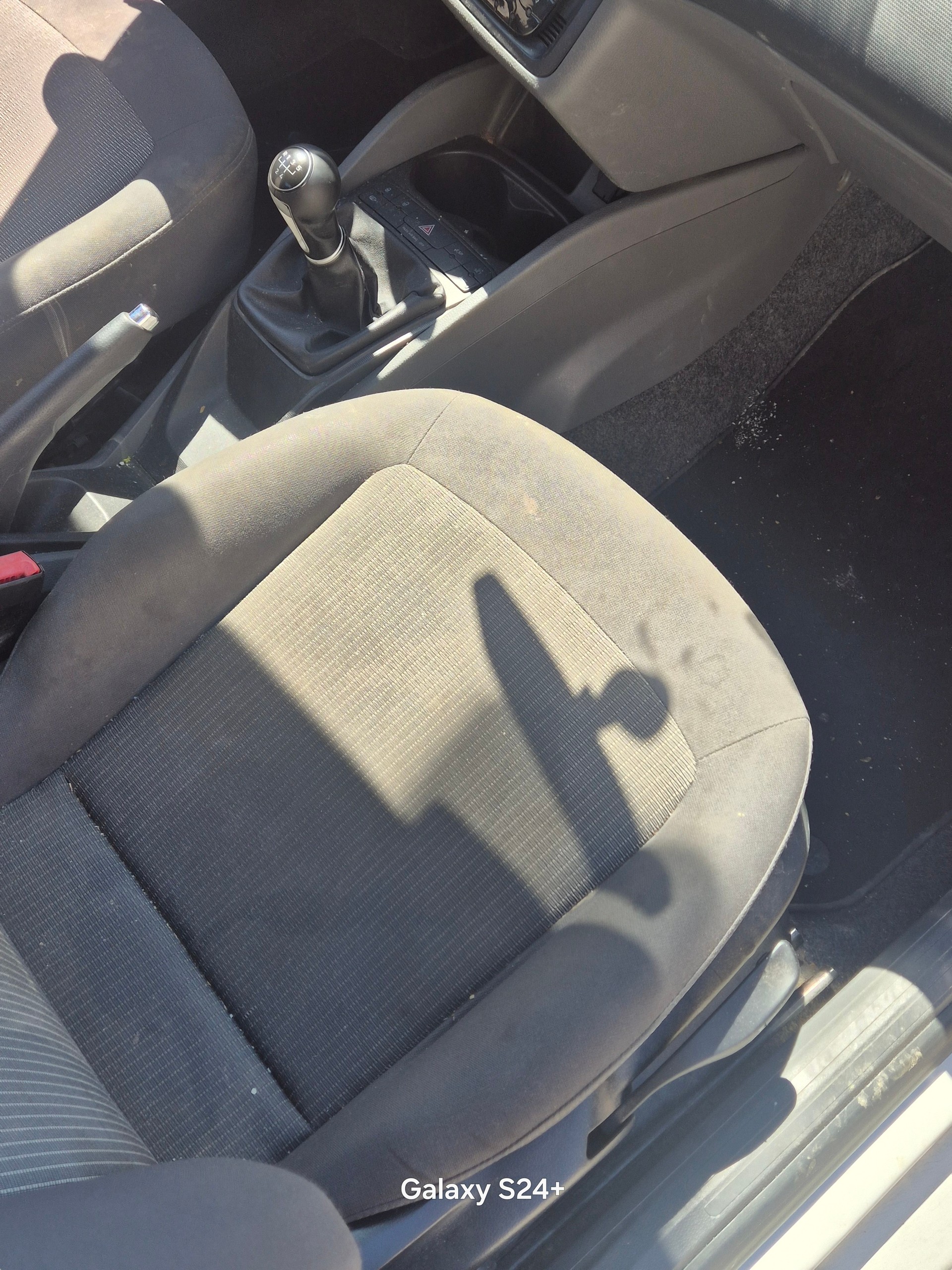 SEAT IBIZA-image-9