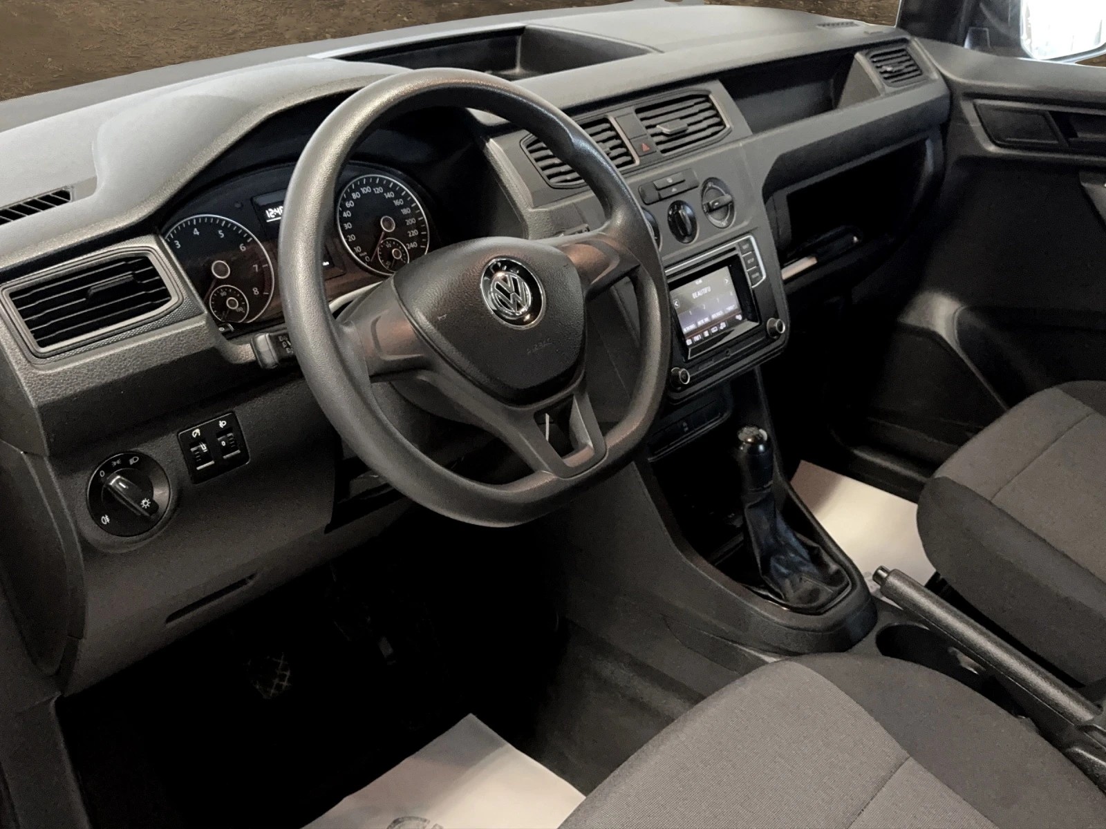 VW Caddy 2.0TDI 4Motion BlueMotion Technology DSG-image-7