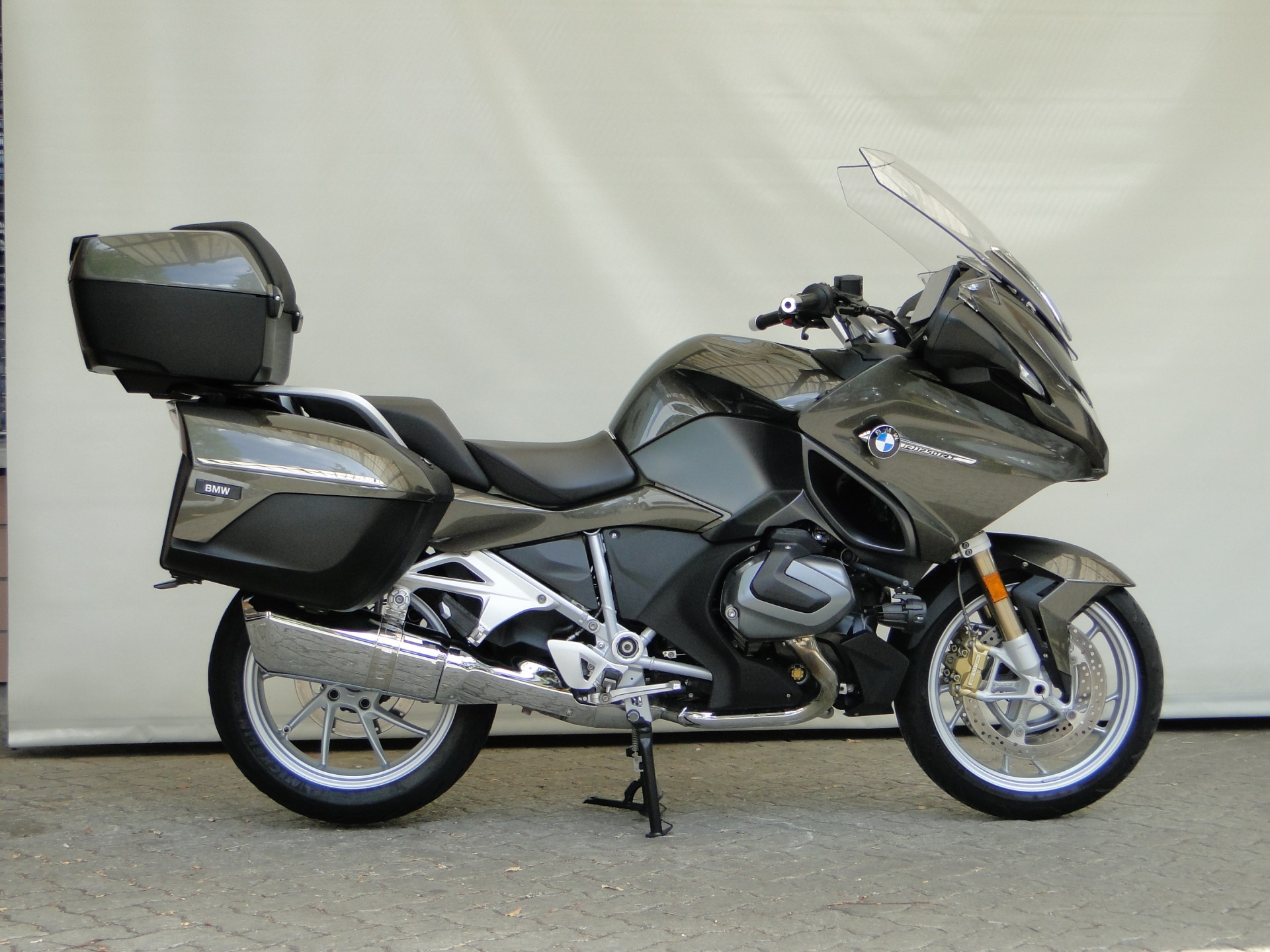 BMW R 1250 RT TFT-Display-image-2