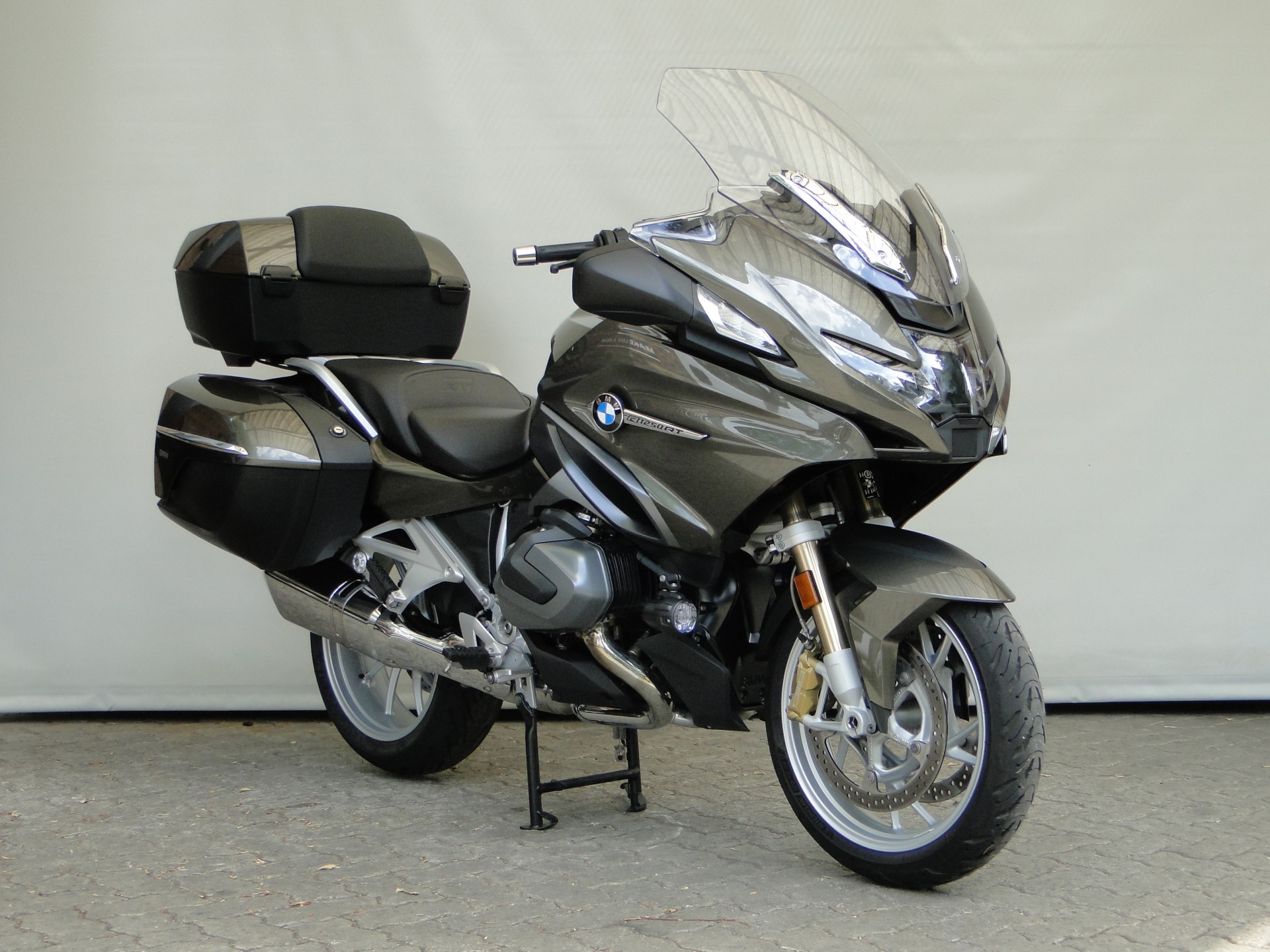 BMW R 1250 RT TFT-Display-image-1