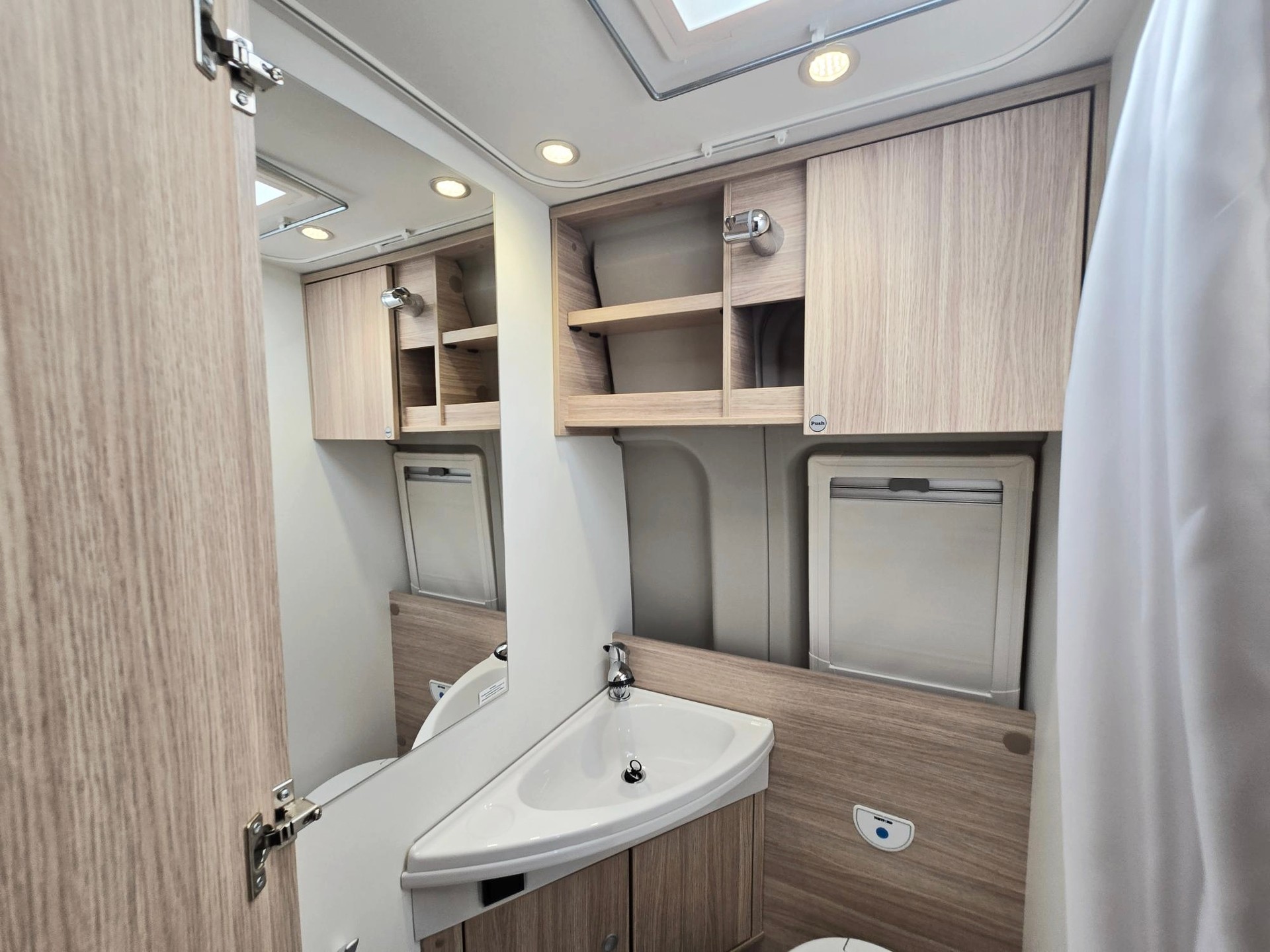 SUNLIGHT CLIFF 540 CVE ADVENTURE EDITION 2,3 D 9G-AUTOMAT FIAT DUCATO PROFESSIONAL MJ 140-image-11