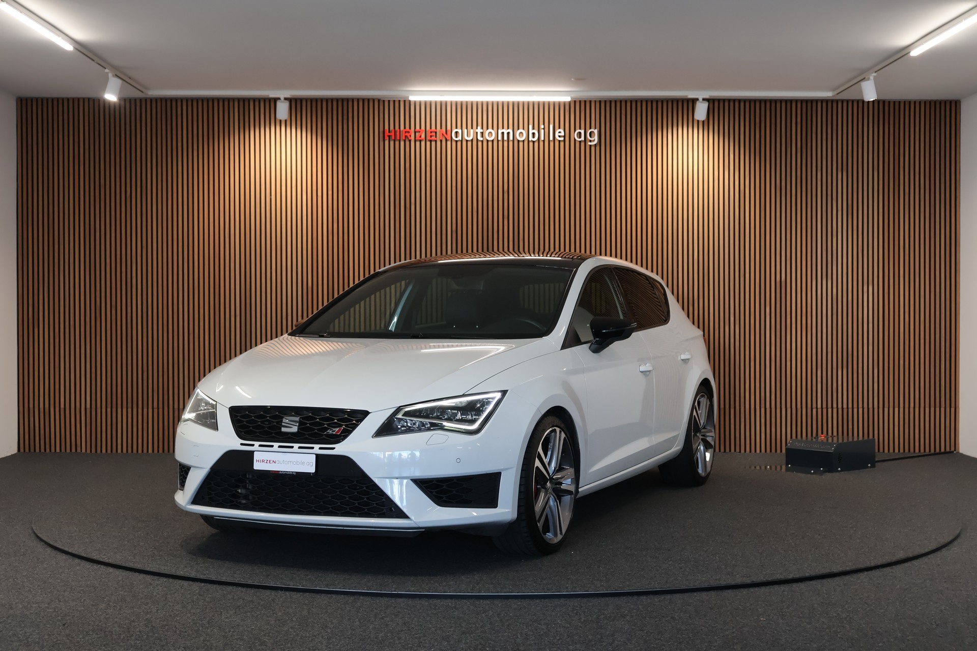 SEAT Leon 2.0 TSI Cupra 280 DSG