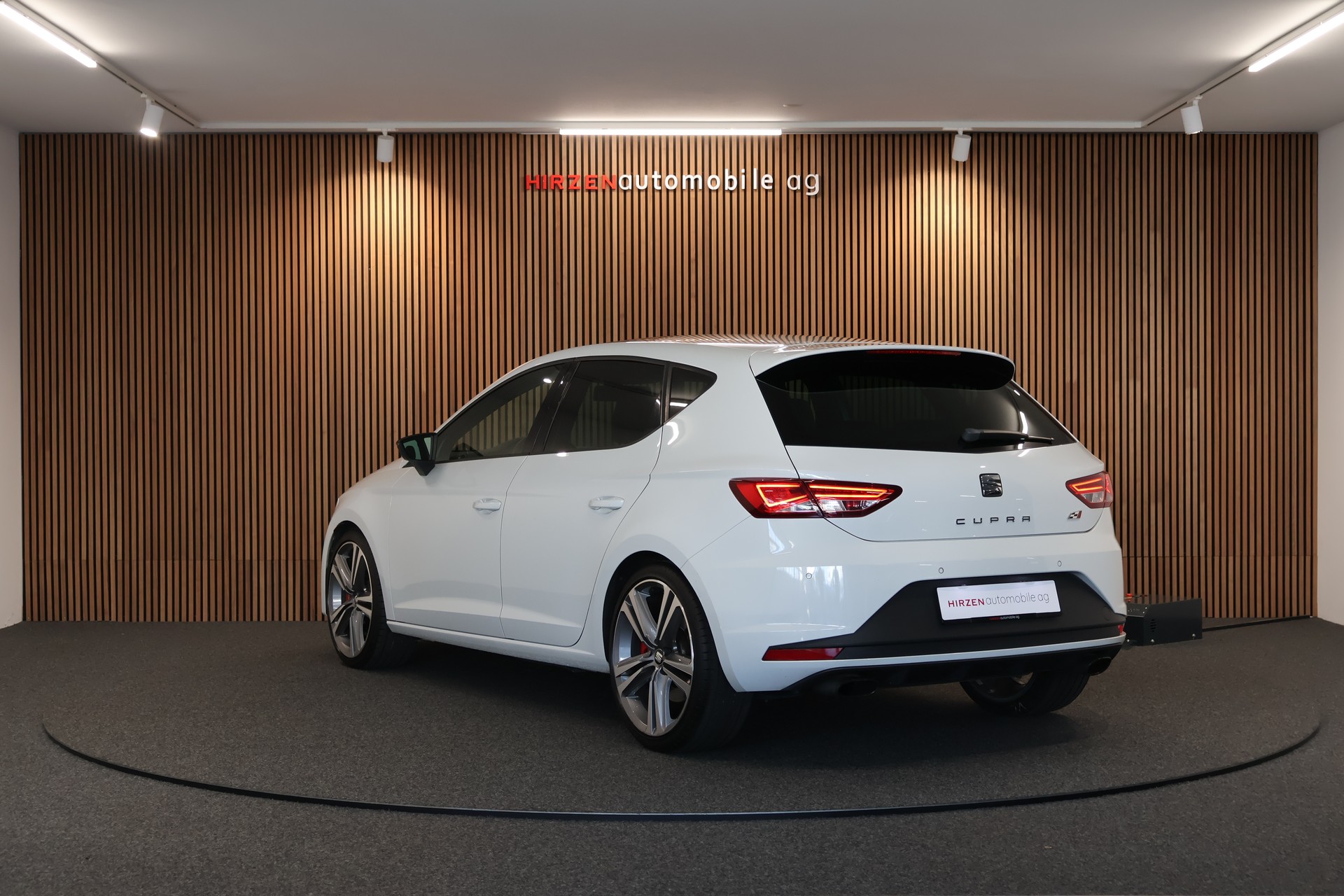 SEAT Leon 2.0 TSI Cupra 280 DSG-showroom-element-2