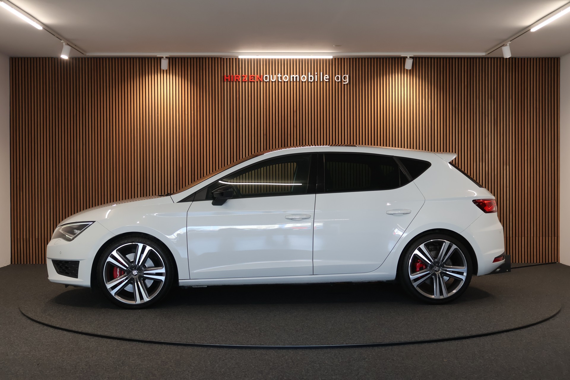 SEAT Leon 2.0 TSI Cupra 280 DSG-showroom-element-1