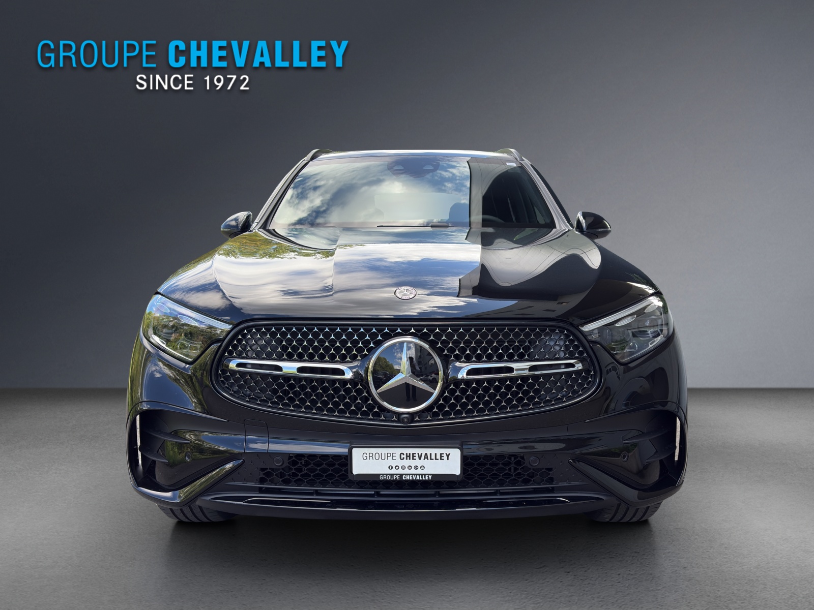 MERCEDES-BENZ GLC 300 e 4Matic EQ Star 9G-Tronic-showroom-element-1