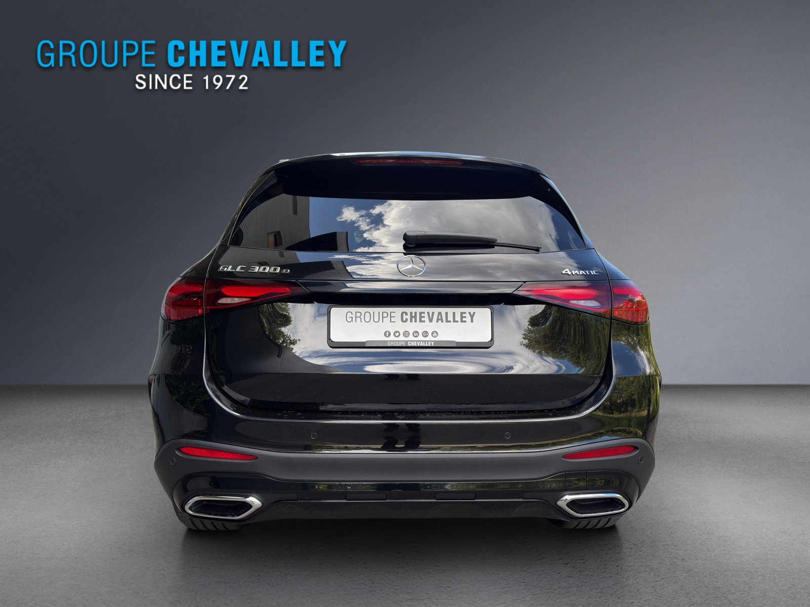 MERCEDES-BENZ GLC 300 e 4Matic EQ Star 9G-Tronic-image-4