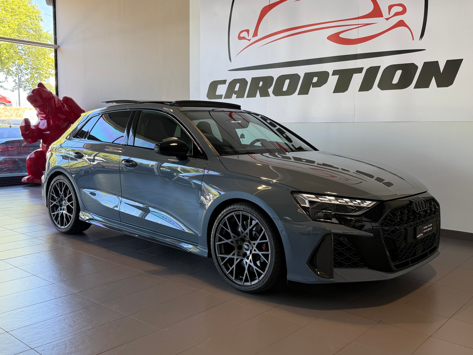 AUDI RS3 Sportback 2.5 TSI quattro S-tronic-showroom-element-1