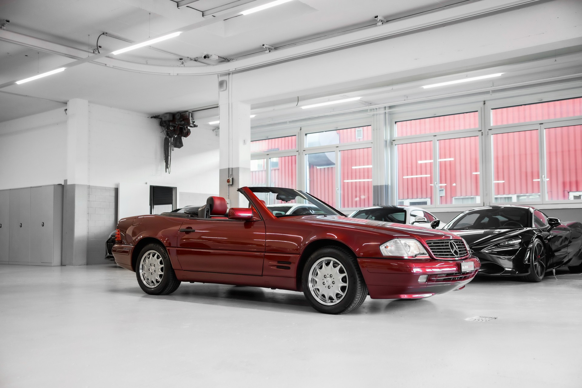 MERCEDES-BENZ SL 500 Automatic-showroom-element-2