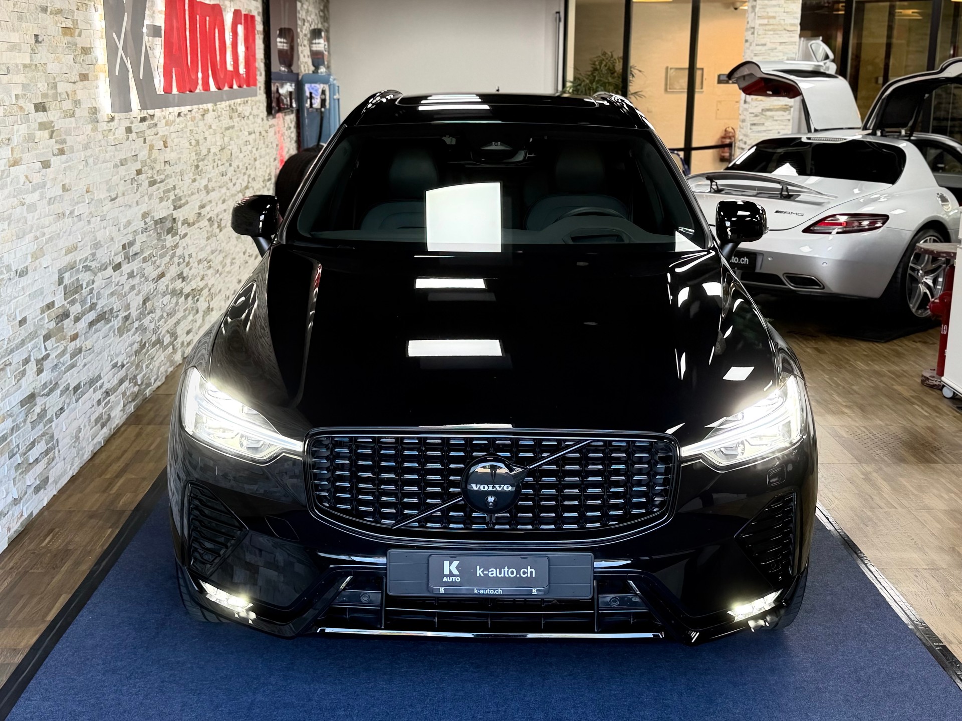 VOLVO XC60 B5 Benzin Mild Hybrid AWD Ultra Dark Geartronic-image-8