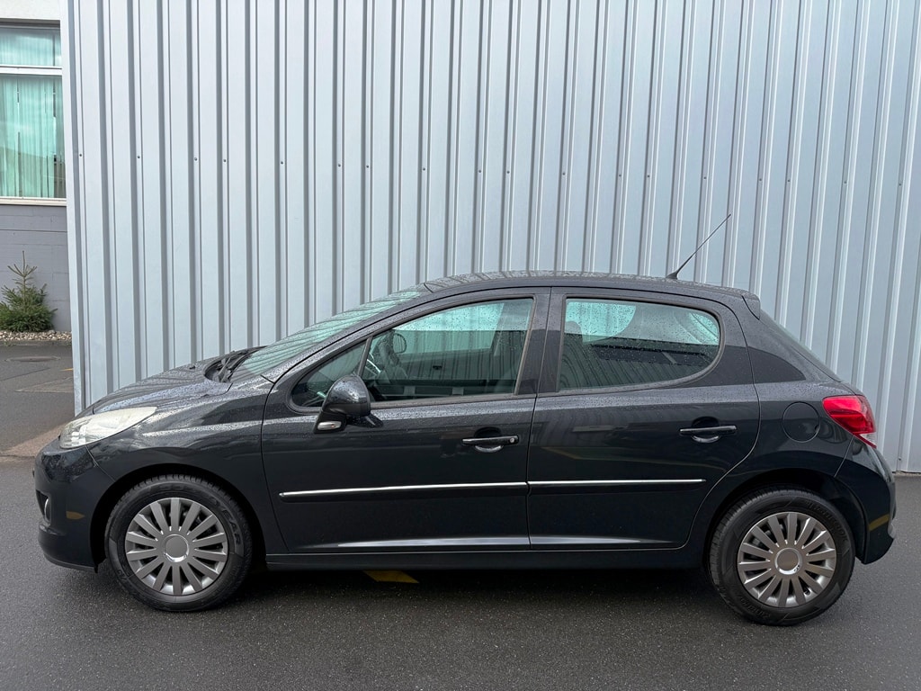 PEUGEOT 207 1.4 16V Active-showroom-element-2