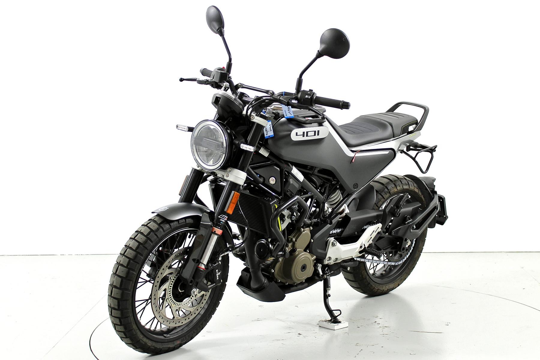 HUSQVARNA Svartpilen 401 ABS-image-2