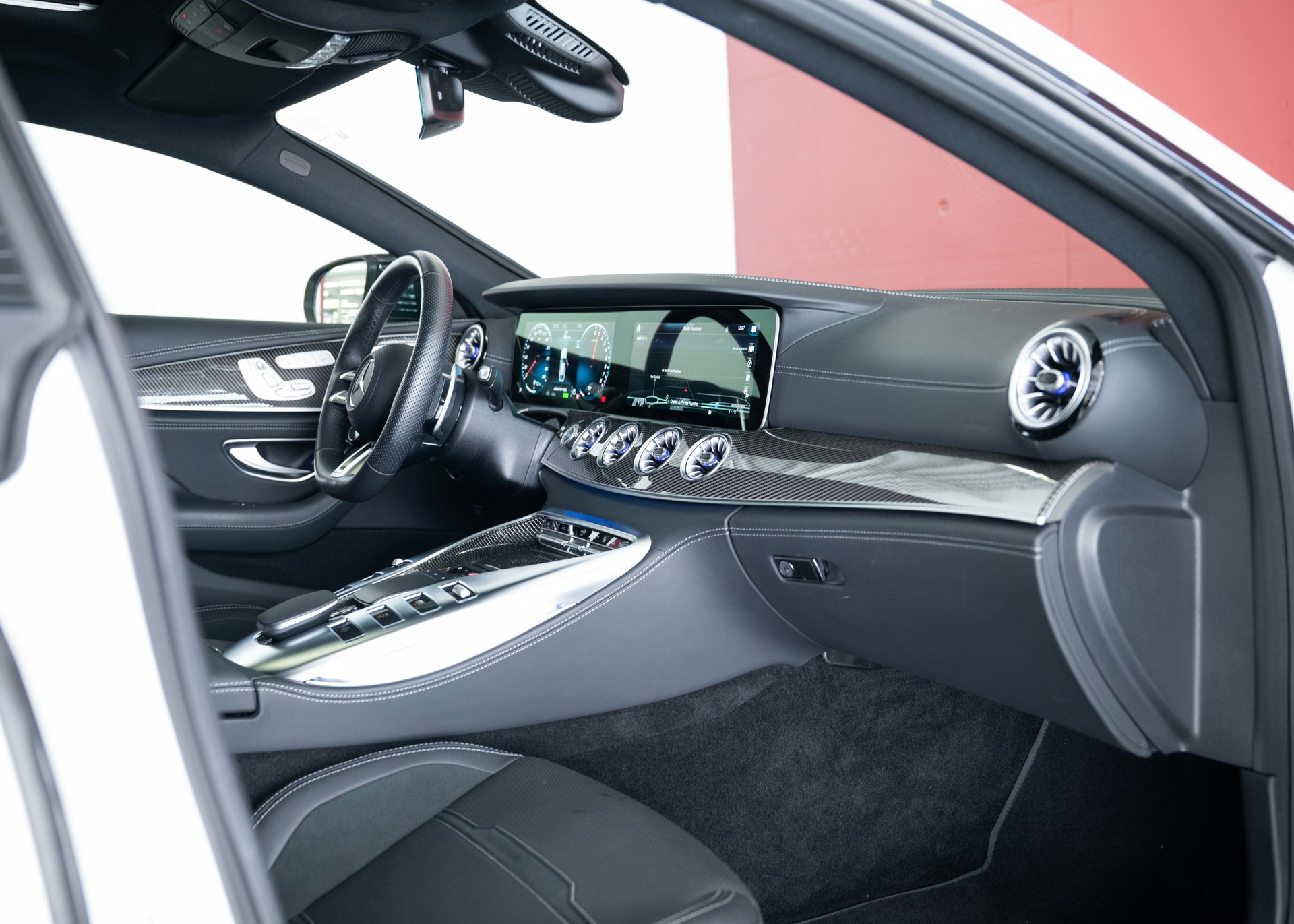MERCEDES-BENZ AMG GT 4 63 S 4Matic+ E Performance (Swiss car, 1st hand, perfect condition)-image-29