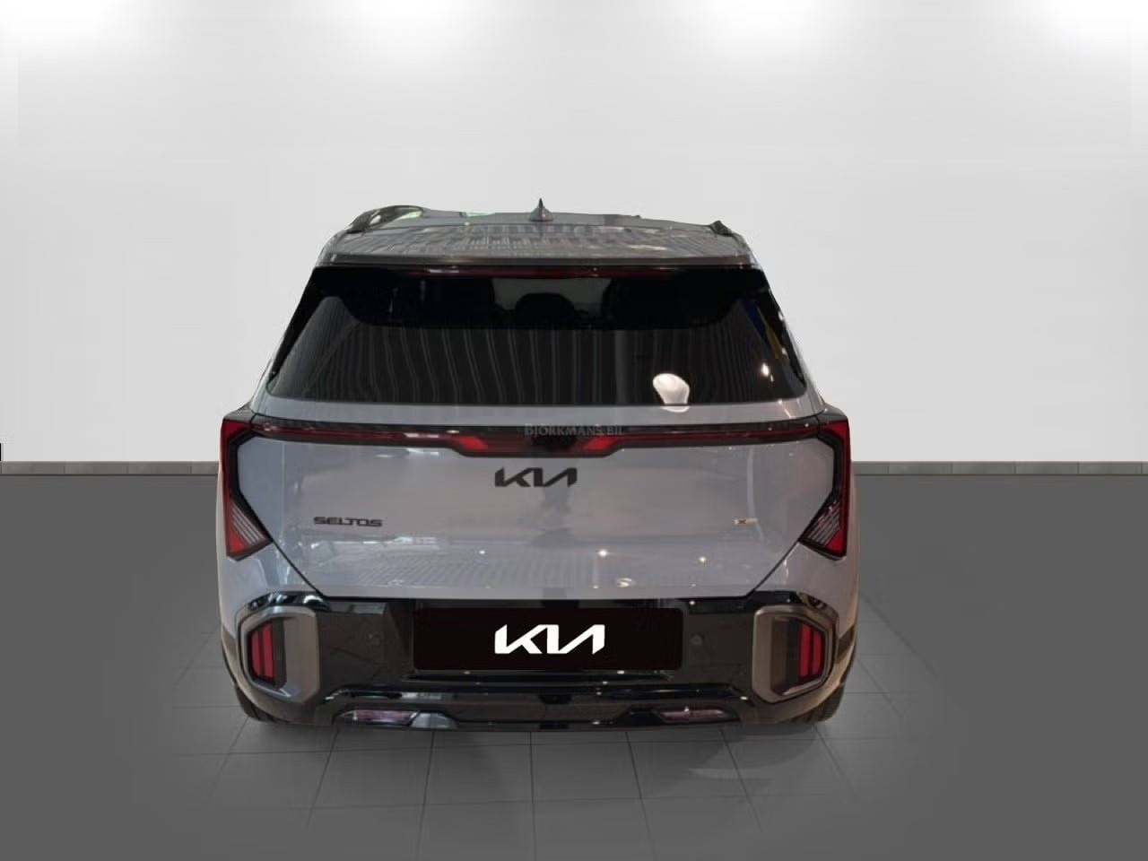 KIA Seltos 1.6T-GDi X-Line 7DCT 4x4-showroom-element-2
