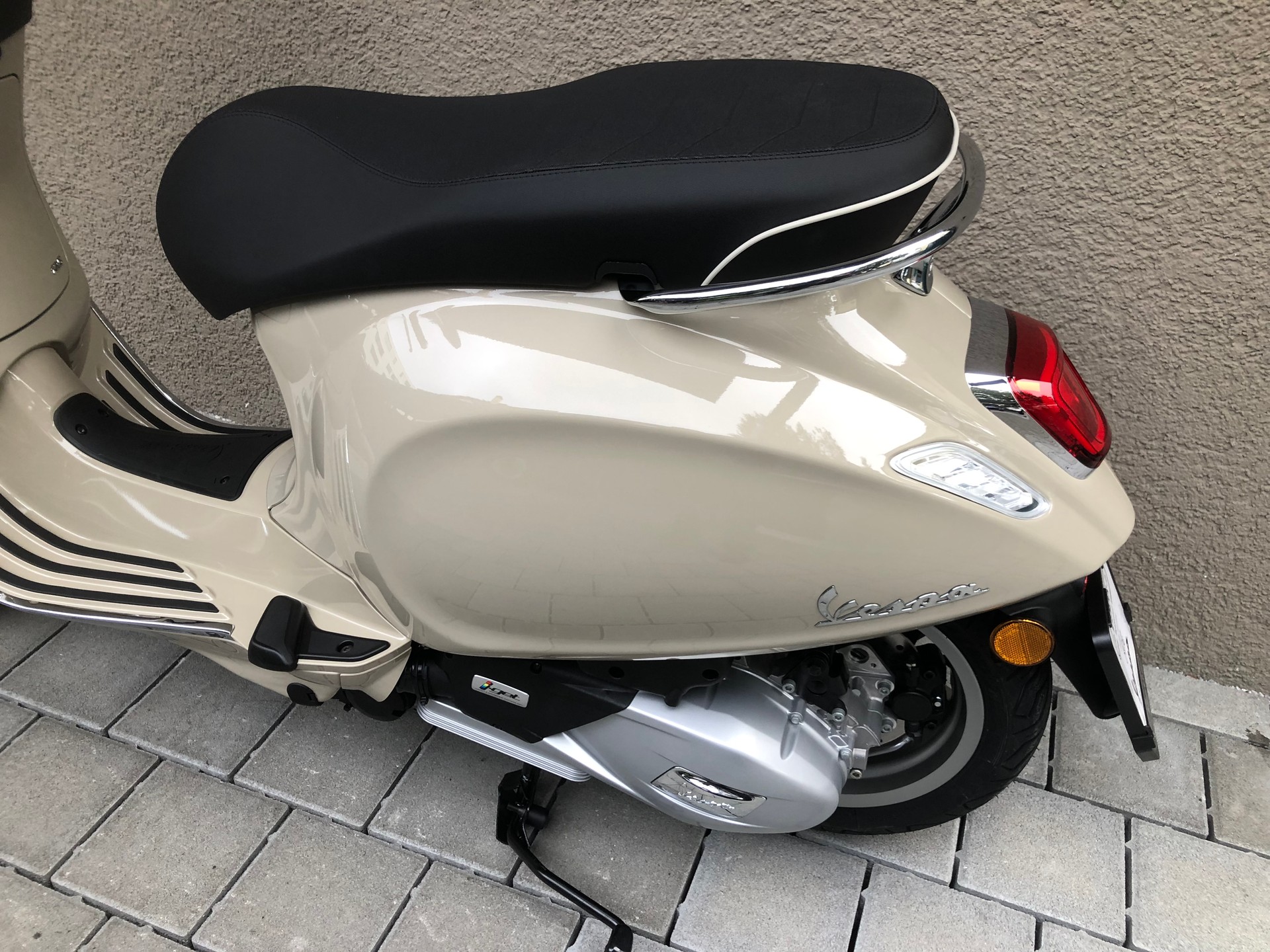 PIAGGIO Vespa Primavera-image-9